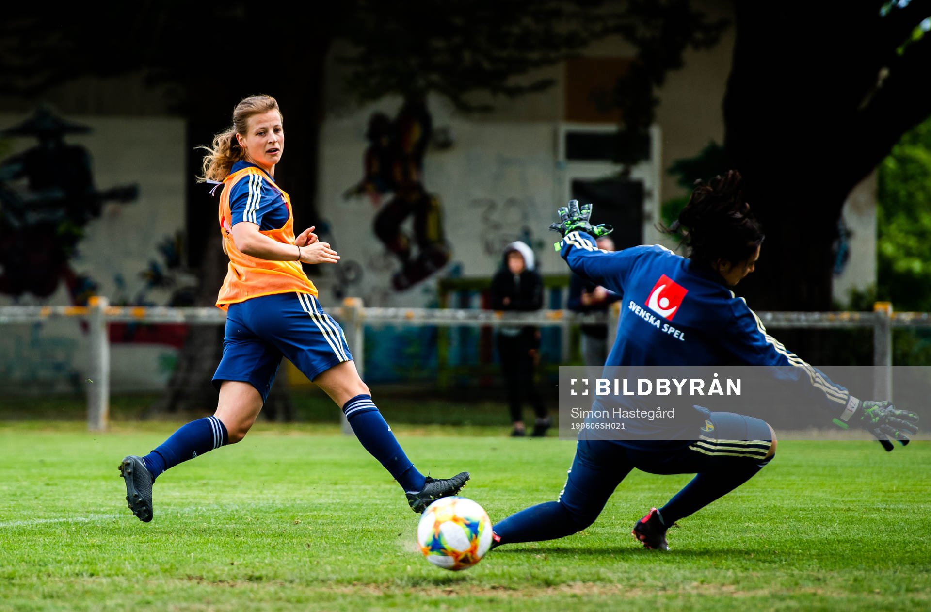 Anna Anvegård and goalkeeper Zecira Musovic of Swedish