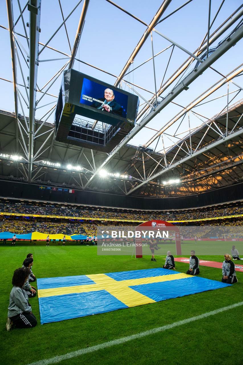 A picture of former UEFA President Lennart Johansson is