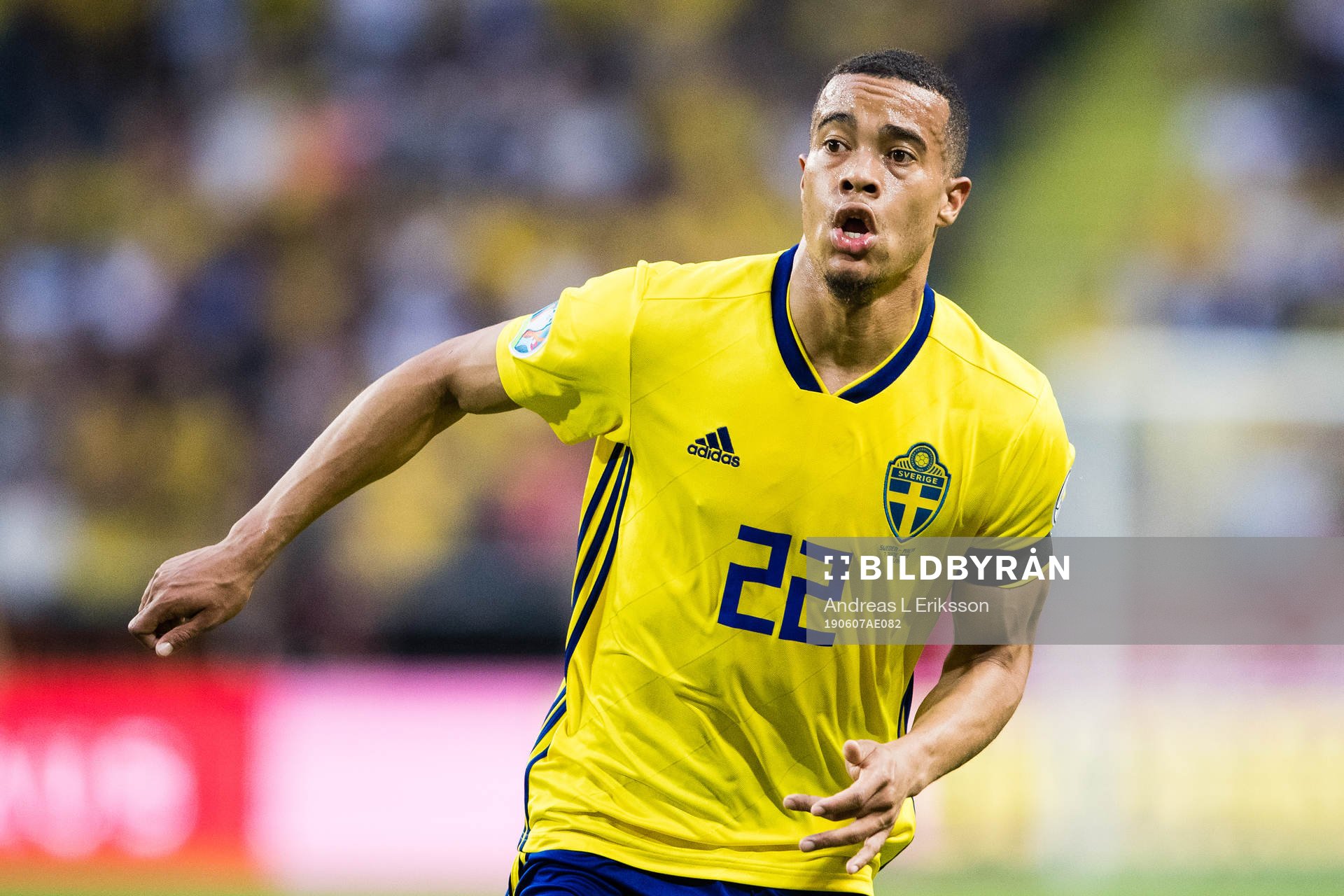 Robin Quaison of Sweden