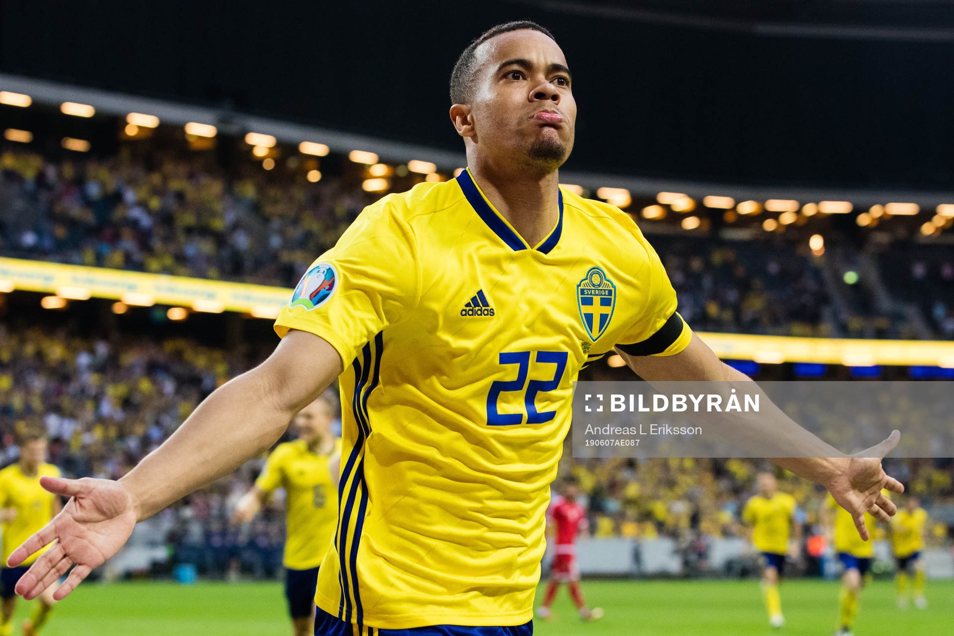 Robin Quaison of Sweden celebrates