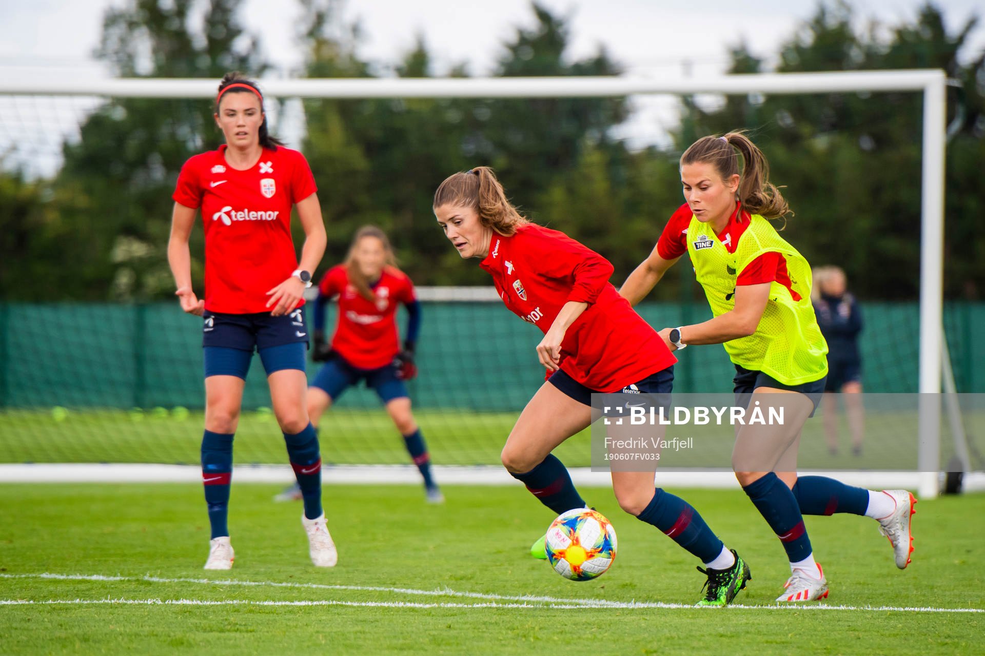 Ingrid Syrstad Engen, Maren Nævdal Mjelde and Emilie