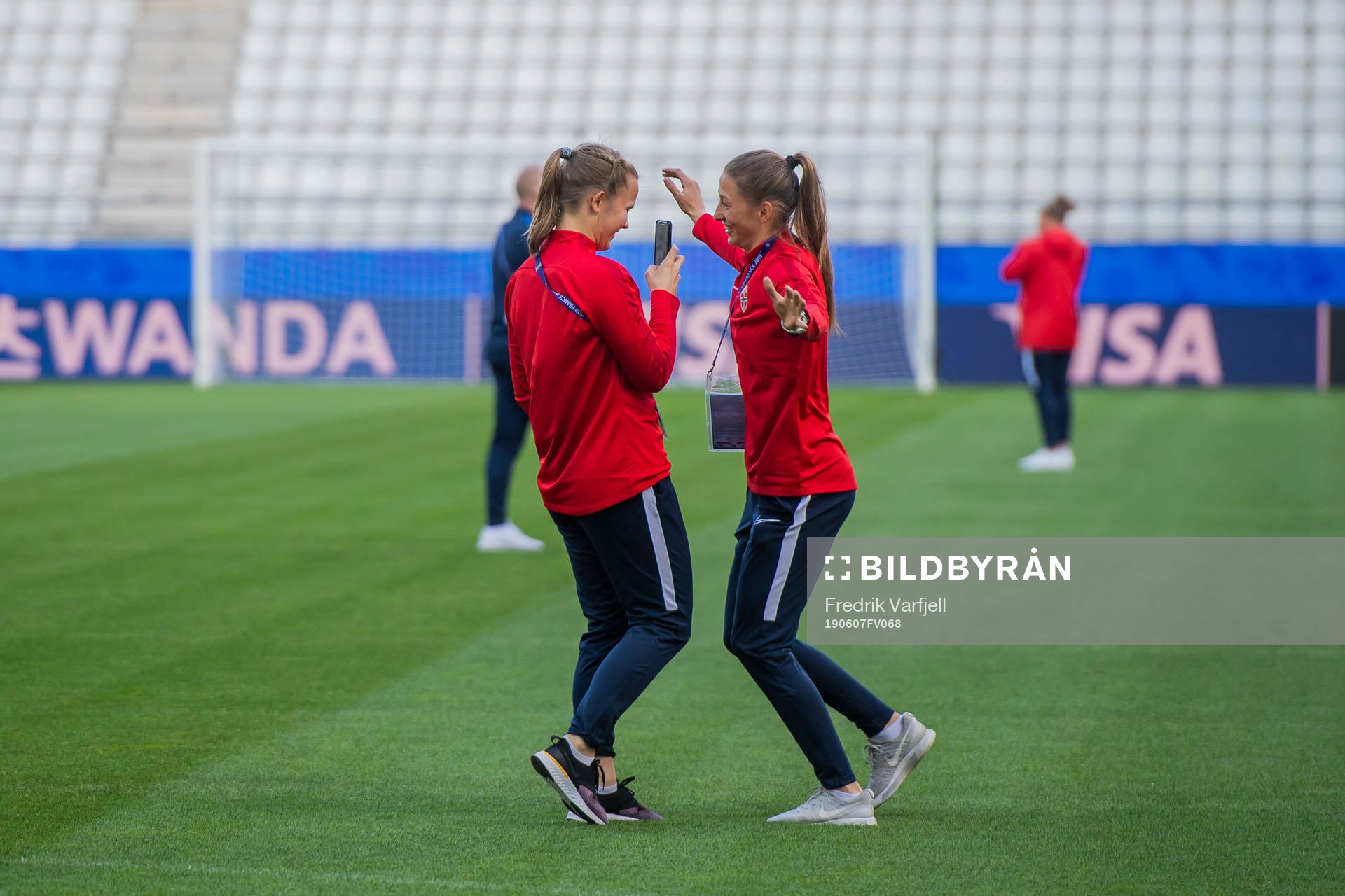 Goalkeeper Oda Maria Hove Bogstad and goalkeeper Cecilie