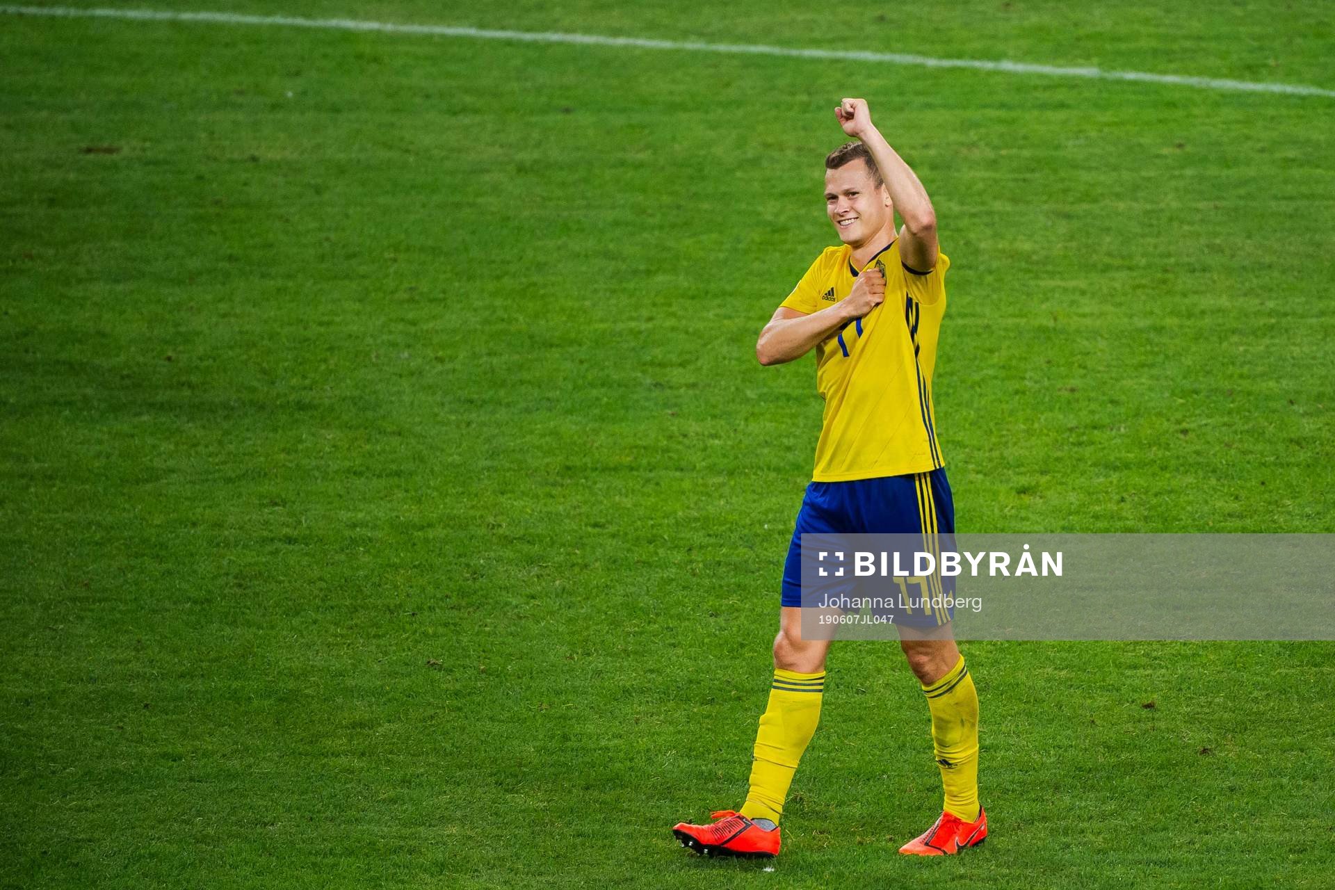 Viktor Claesson of Sweden celebrate
