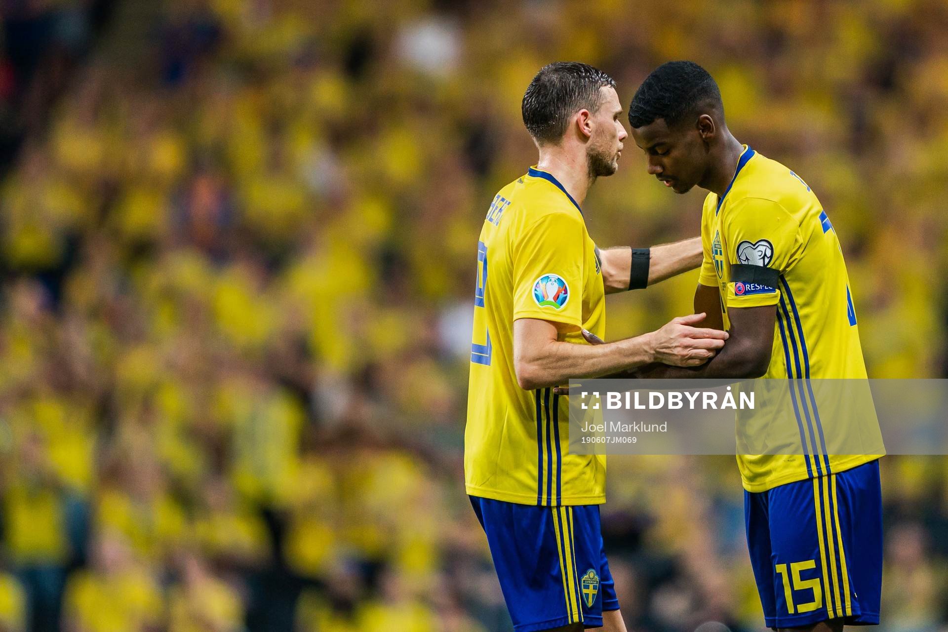 Marcus Berg changes with Alexander Isak of Sweden