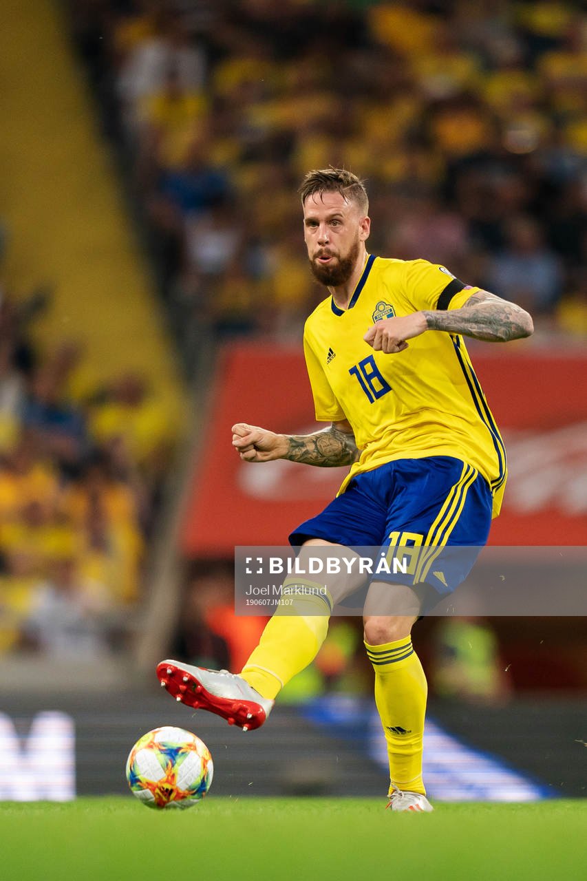 Pontus Jansson of Sweden