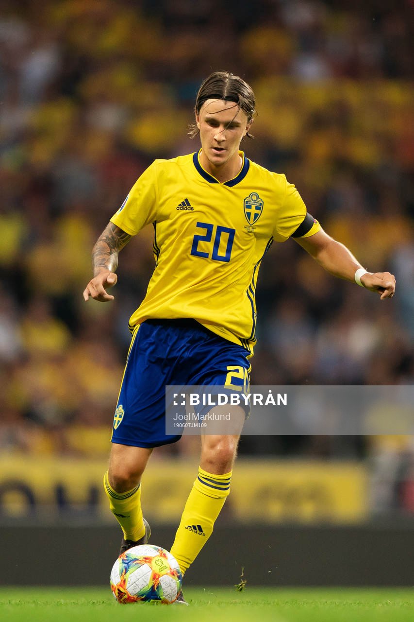 Kristoffer Olsson of Sweden