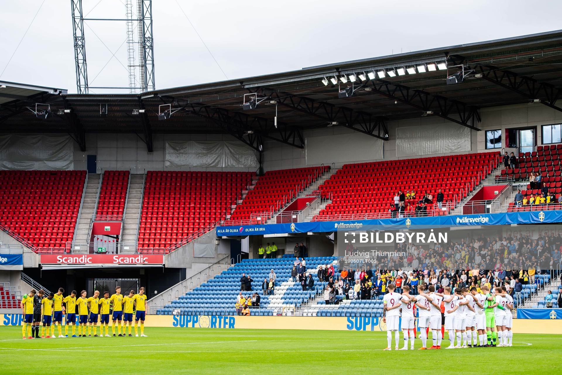 Players of Sweden and of Norway