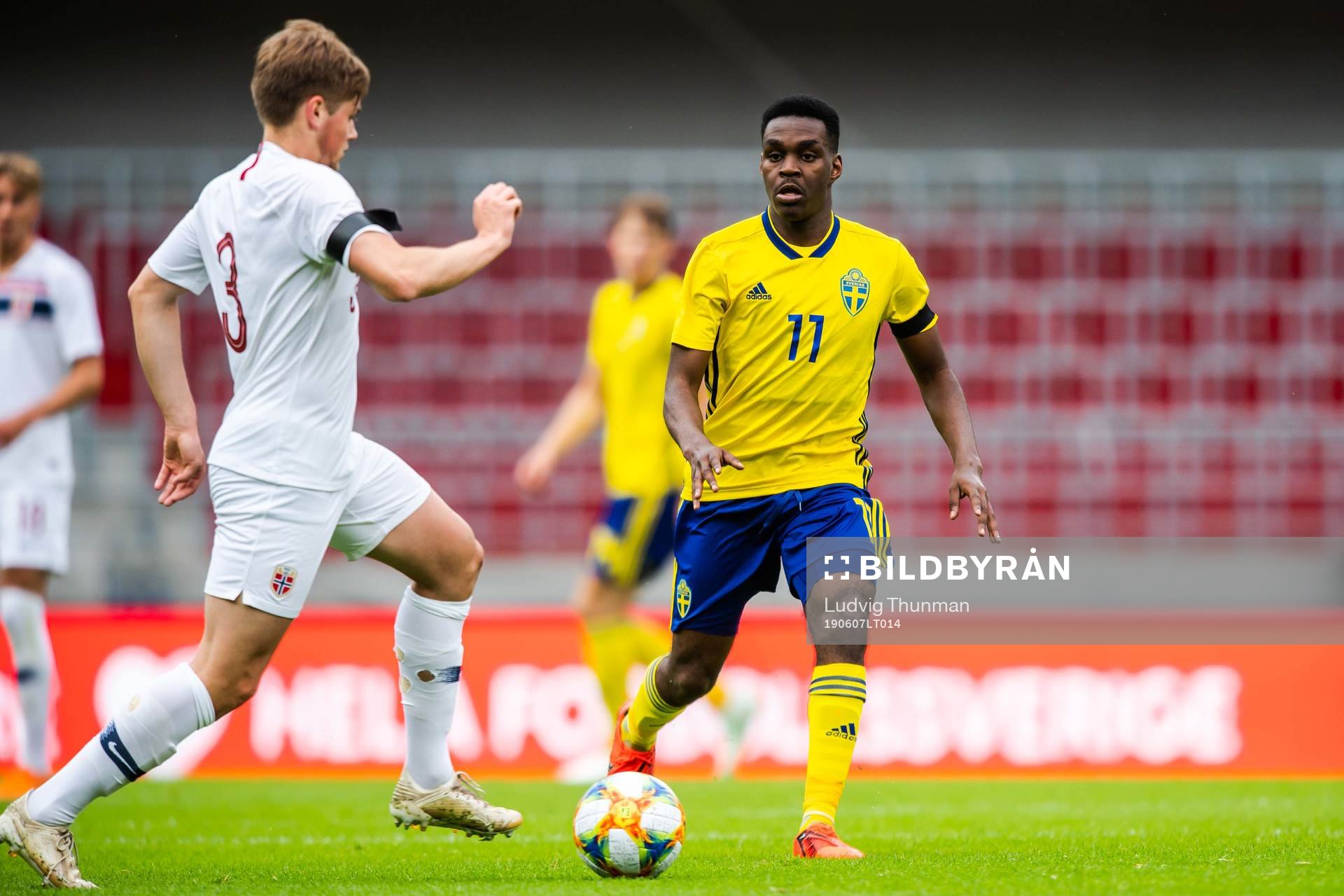 Fredrik André Bjørkan of Norway and Joel Asoro of Sweden