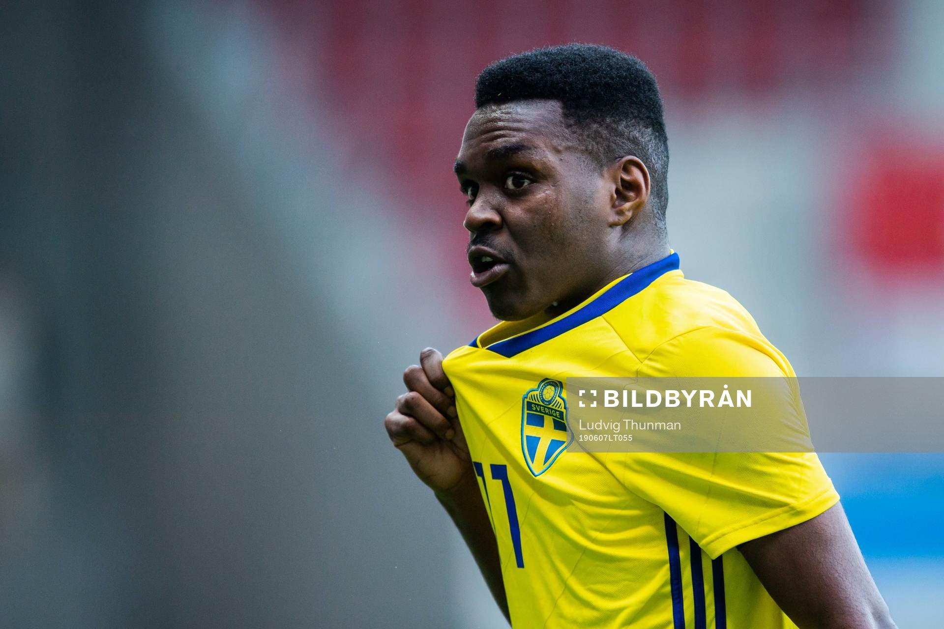 Joel Asoro of Sweden