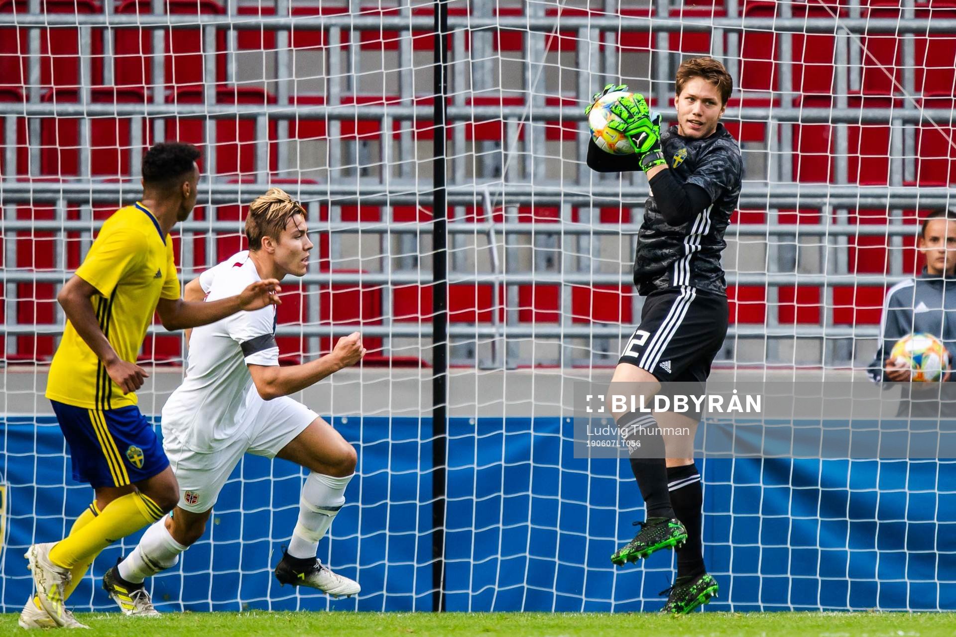 Goalkeeper Kalle Joelsson of Sweden