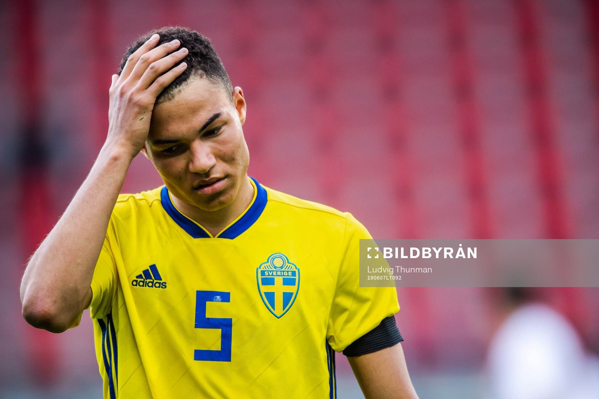 Alexander Jallow of Sweden looks dejected