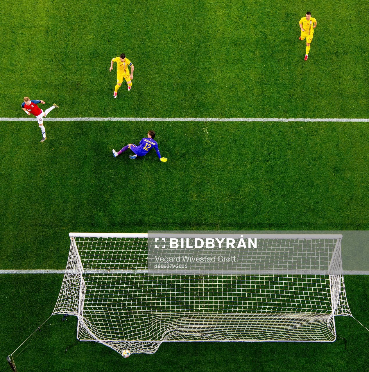 Martin Ødegaard of Norway scores 2-0 behind Cristian