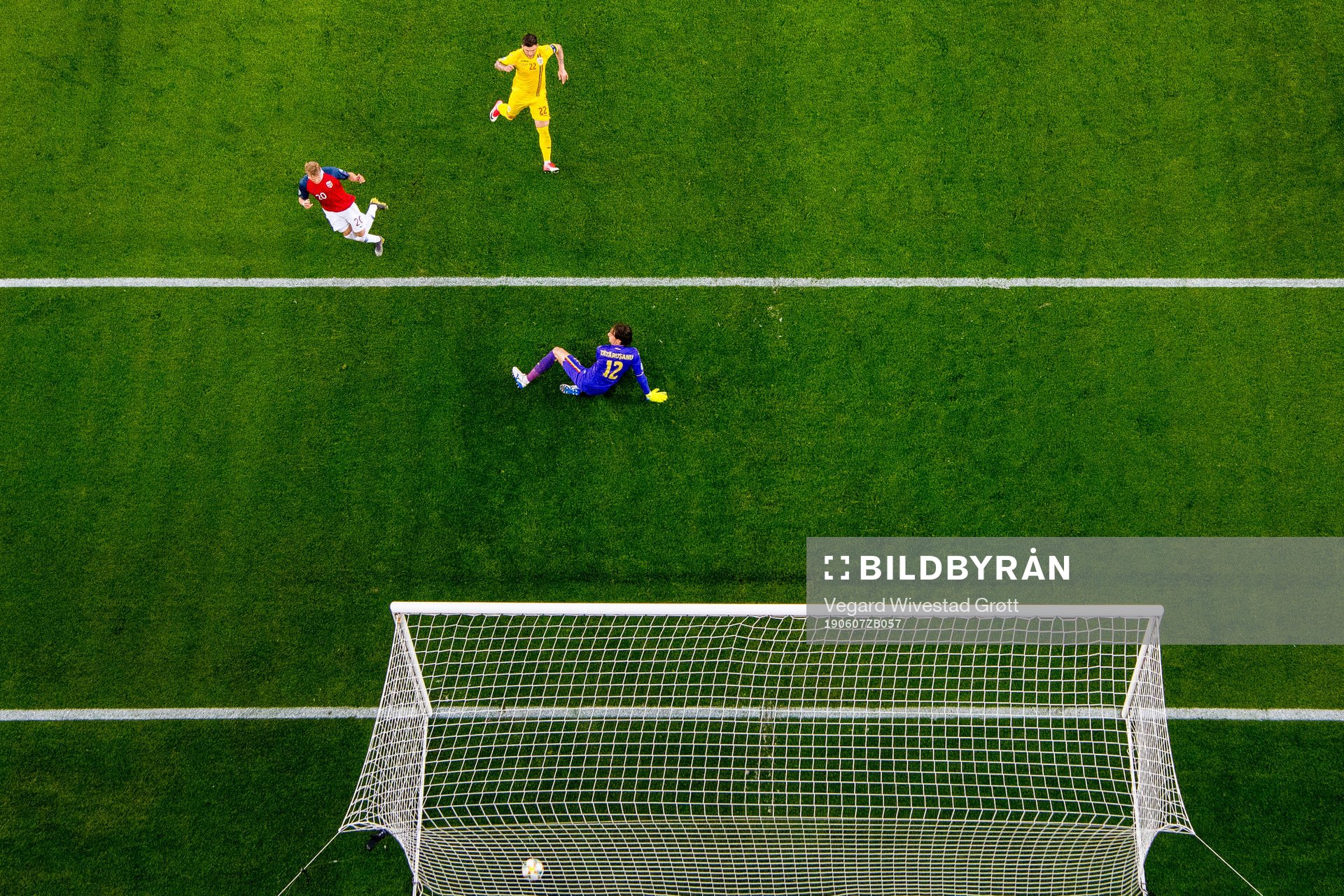 Martin Ødegaard of Norway scores 2-0 behind Cristian