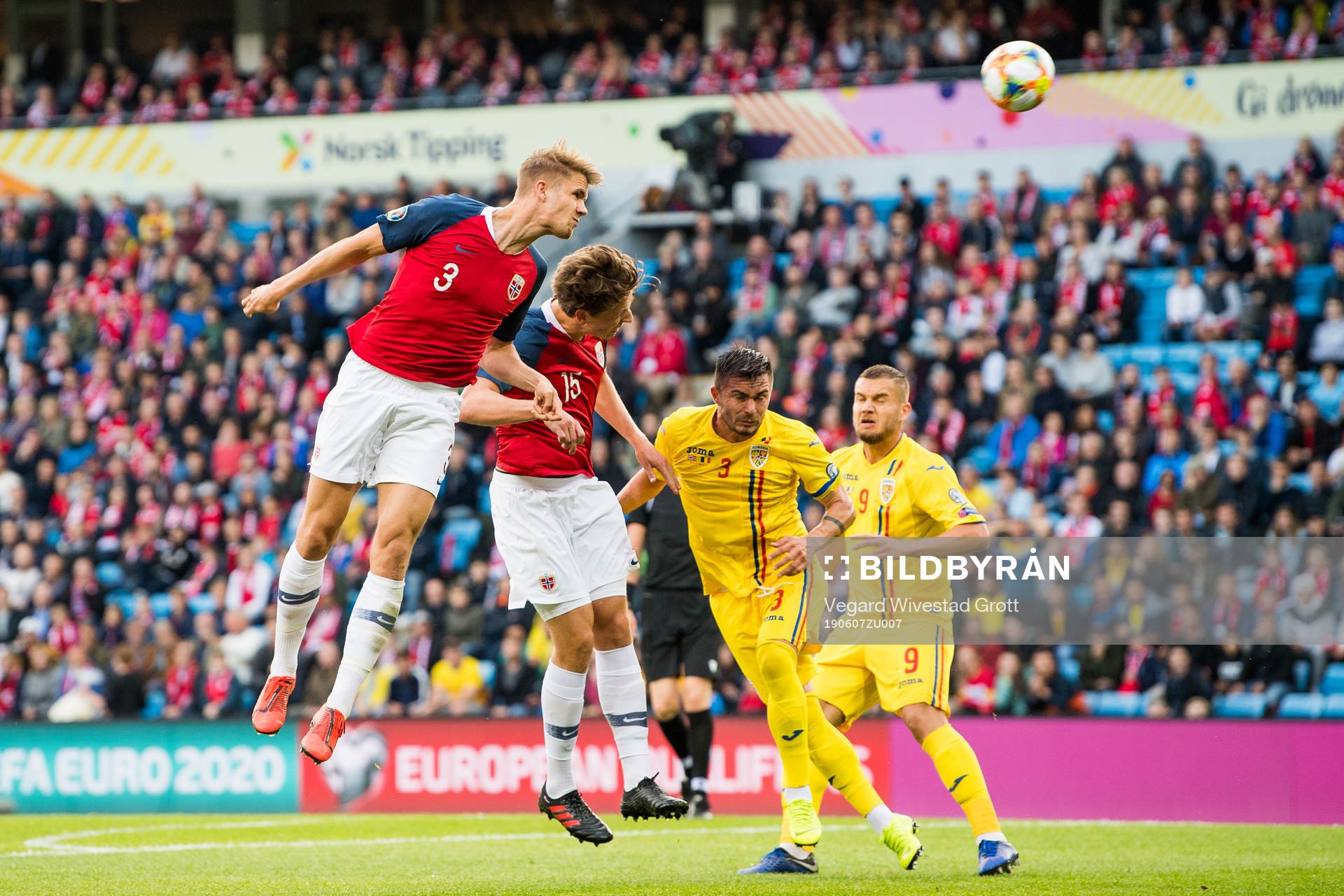 Kristoffer Ajer and Sander Berge of Norway