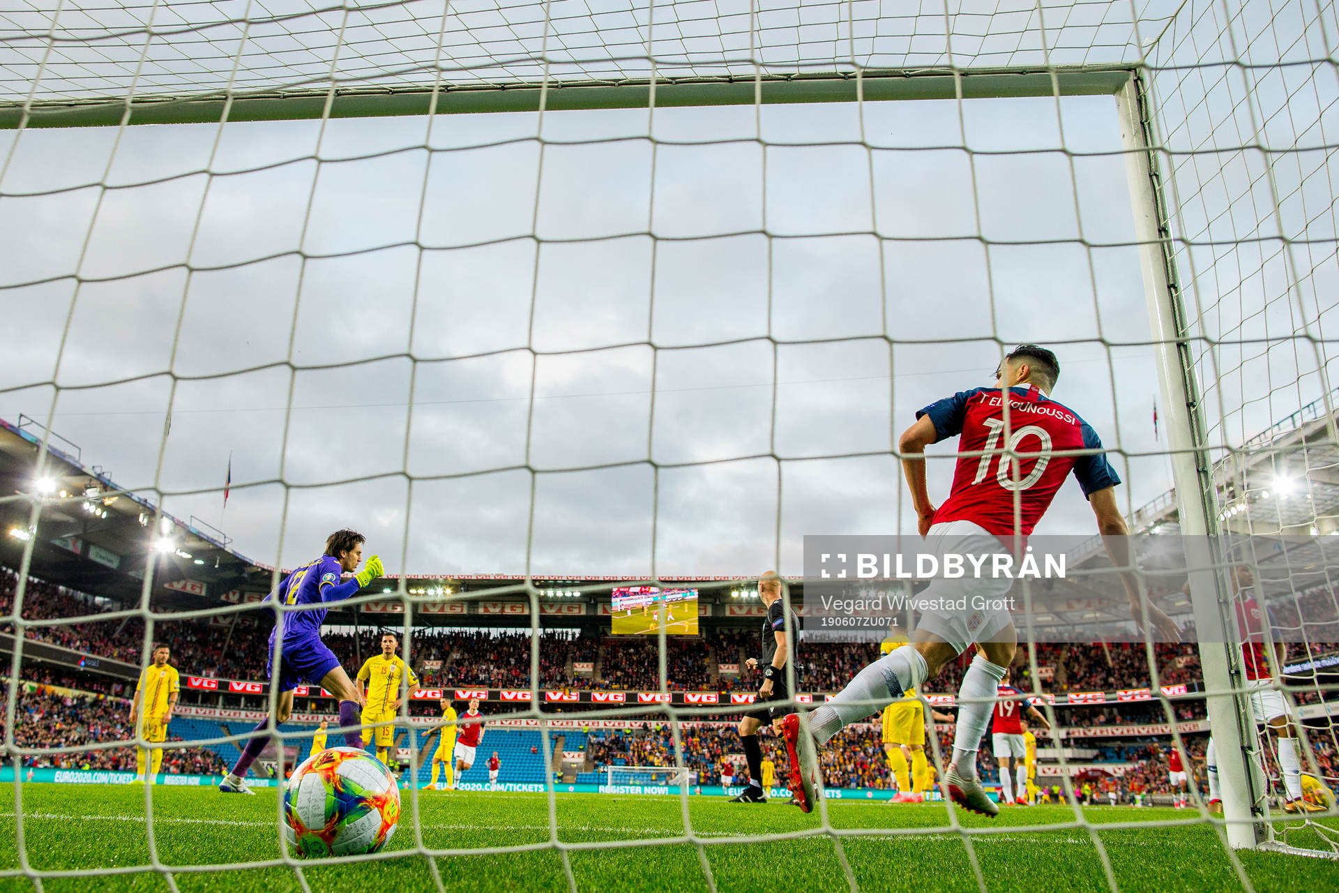 Tarik Elyounoussi of Norway celebrates after scoring 1-0 during the UEFA Euro Qualifier football match between Norway and Romania on June 7, 2019 in Oslo.