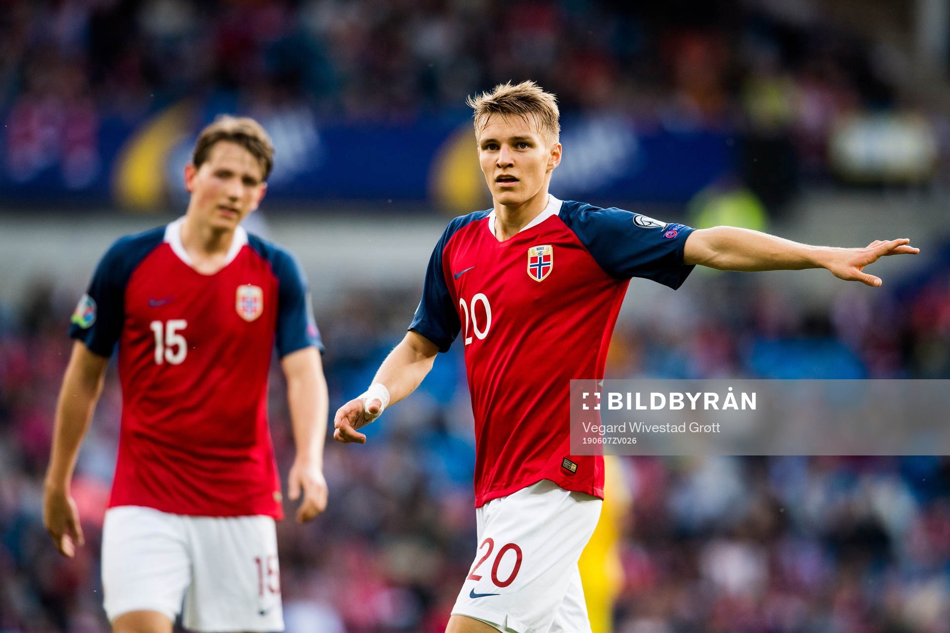 Sander Berge and Martin Ødegaard of Norway