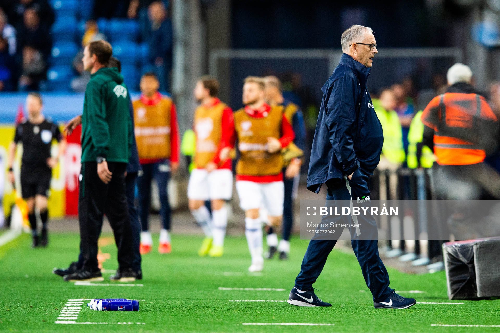 Lars Lagerbäck, head coach of Norway, looks dejected