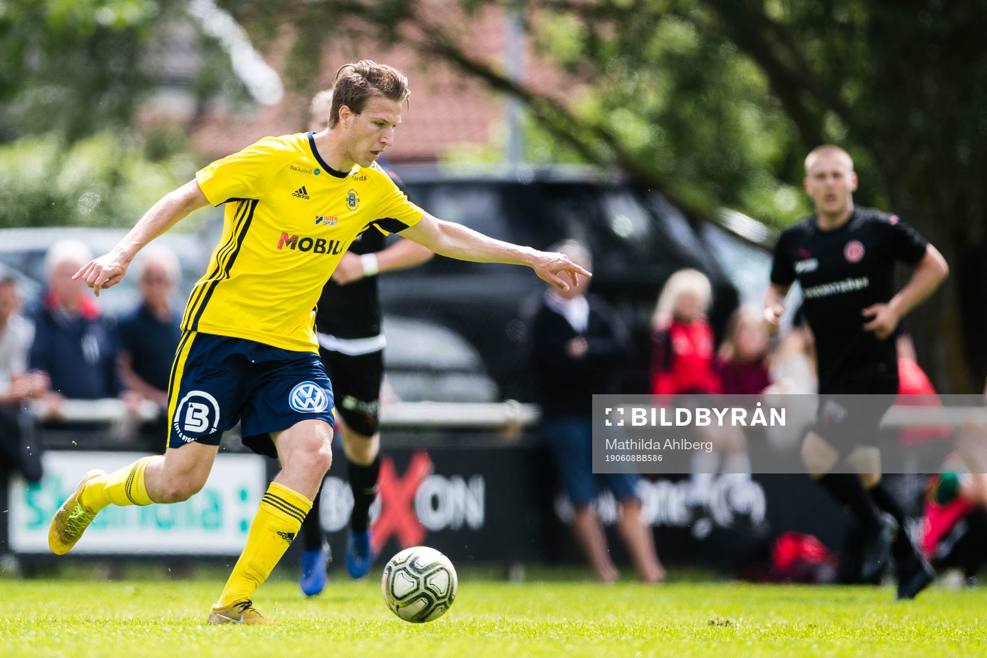 Ängelholms Stephan Olsson under fotbollsmatchen i Division 2 Västra Götaland mellan Hittarp och Ängelholm den 8 juni 2019 i Helsingborg.