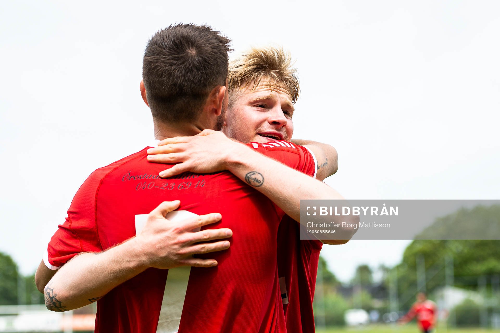 Limhamn Bunkeflos Sebastian Rask och Max Forslund jublar efter 2-0 målet under fotbollsmatchen i Division 3 Södra Götaland mellan Limhamn Bunkeflo och Tomelilla den 8 juni 2019 i Malmö.