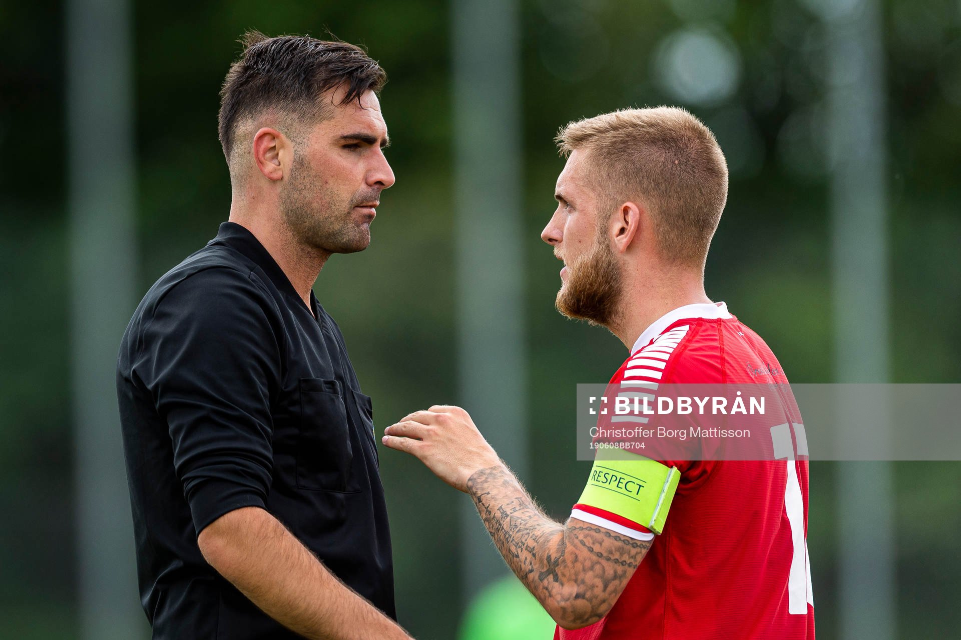 domare Edin Kahrimanovic i samtal med Limhamn Bunkeflos