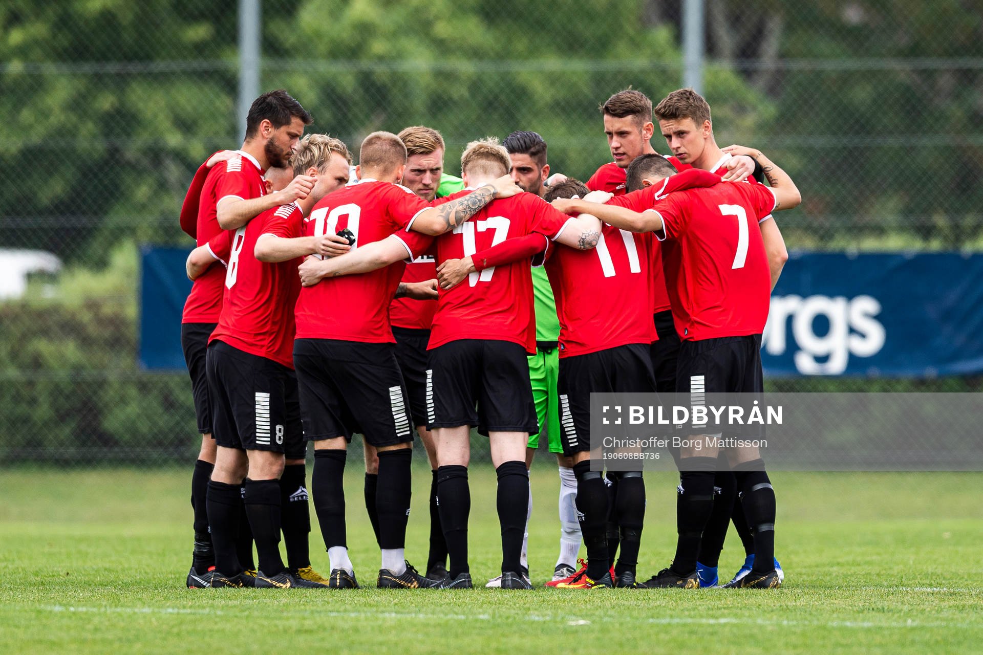 Limhamn Bunkeflos spelare samlas