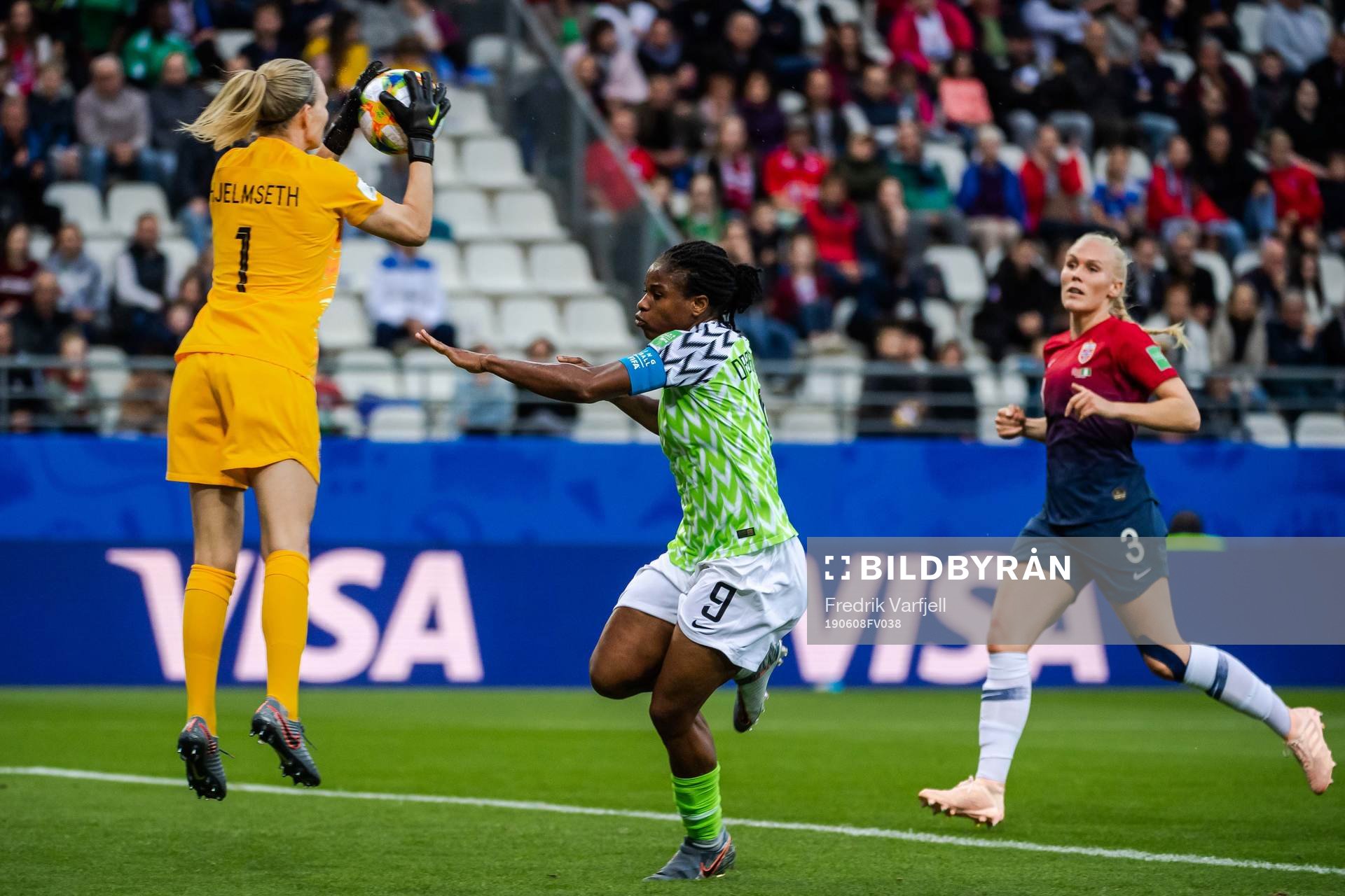 Goalkeeper Ingrid Hjelmseth and Maria Thorisdottir of