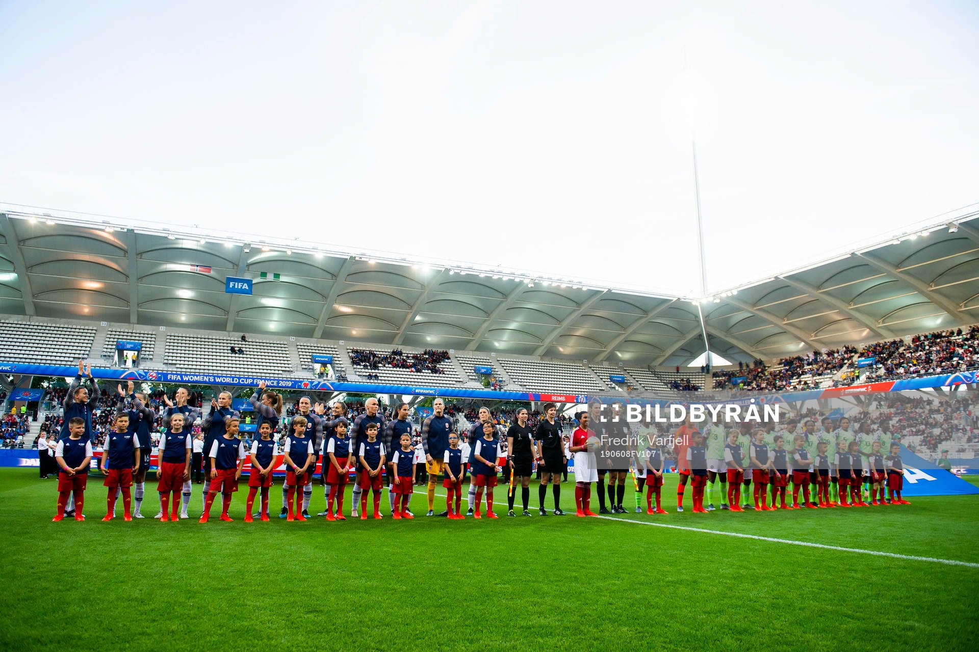 The players of of Norway and of Nigeria