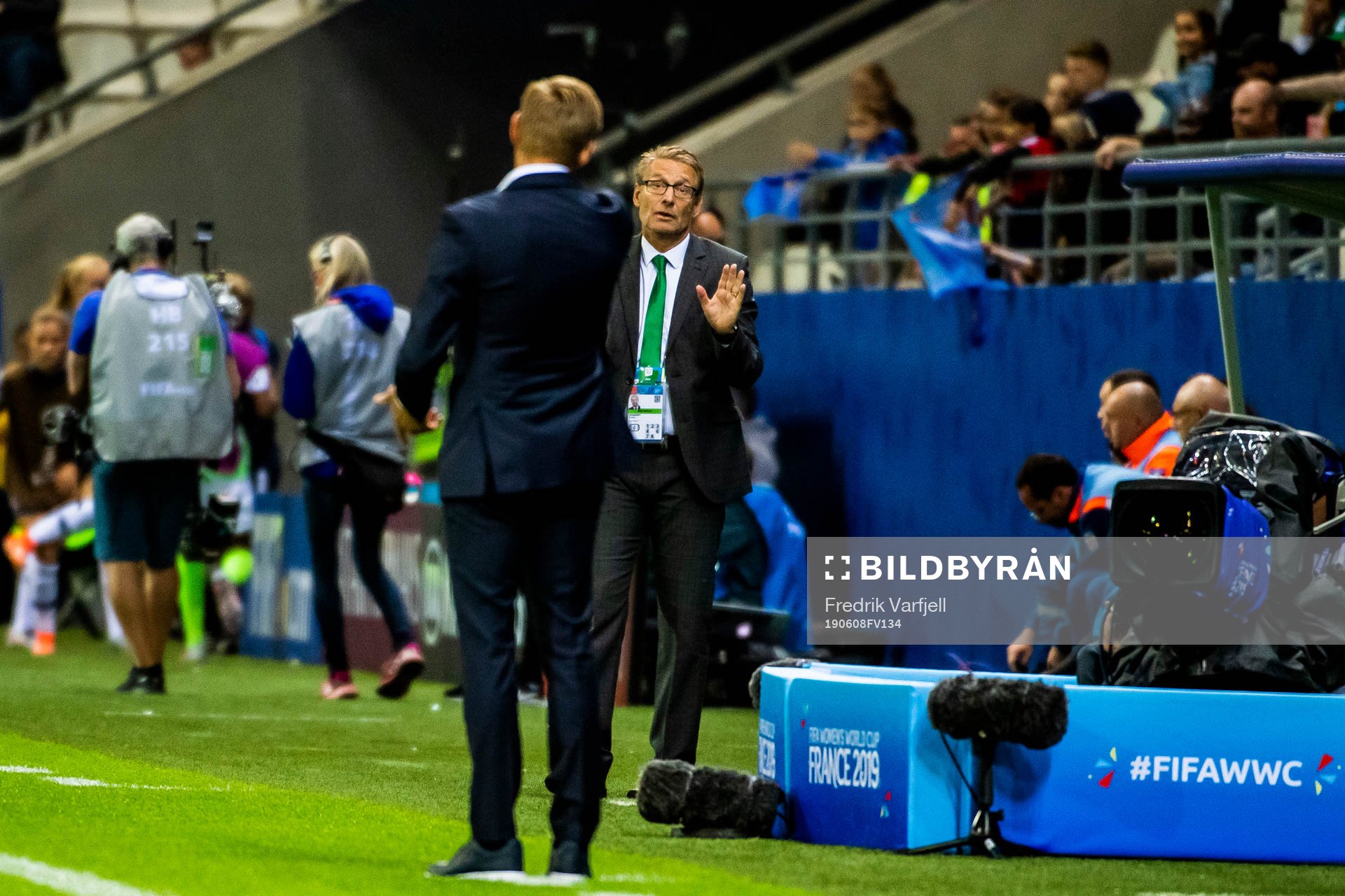 Martin Sjögren, head coach of Norway, and Thomas Dennerby,