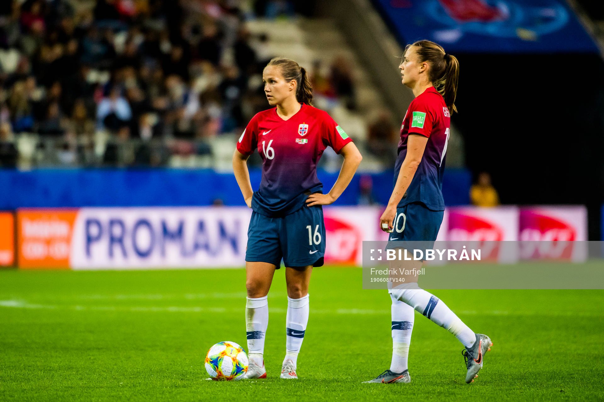 Guro Reiten and Caroline Graham Hansen of Norway
