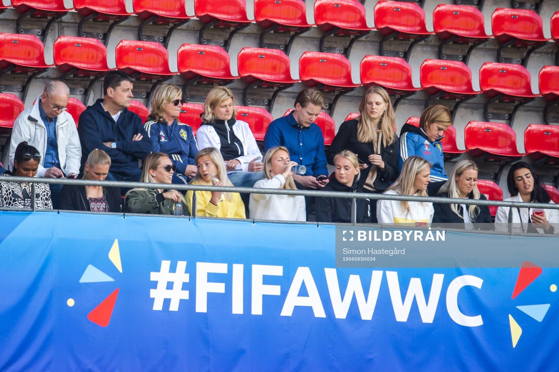 Players of Sweden in the stands