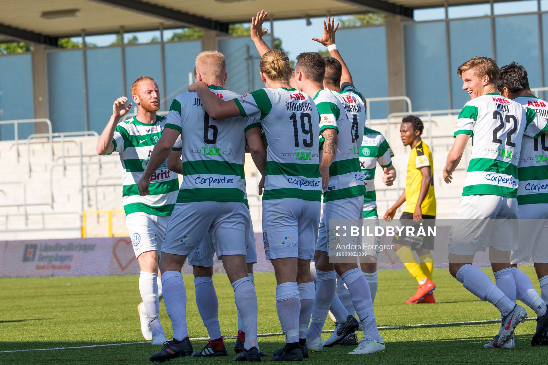 Jubel efter 2-0(Självmål) för Västerås under fotbollsmatchen i Superettan mellan Västerås och Frej den 27 maj 2019 i Västerås.