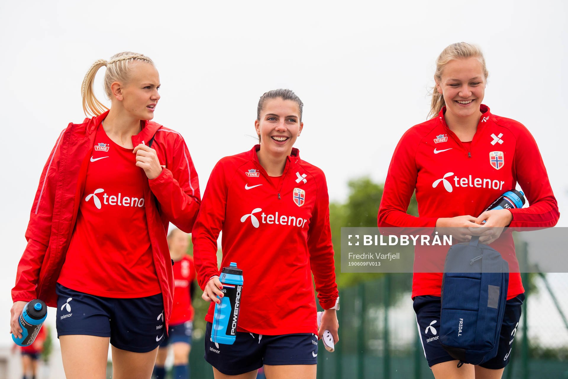 Karina Sævik, Cecilie Redisch Kvamme and Frida Leonhardsen