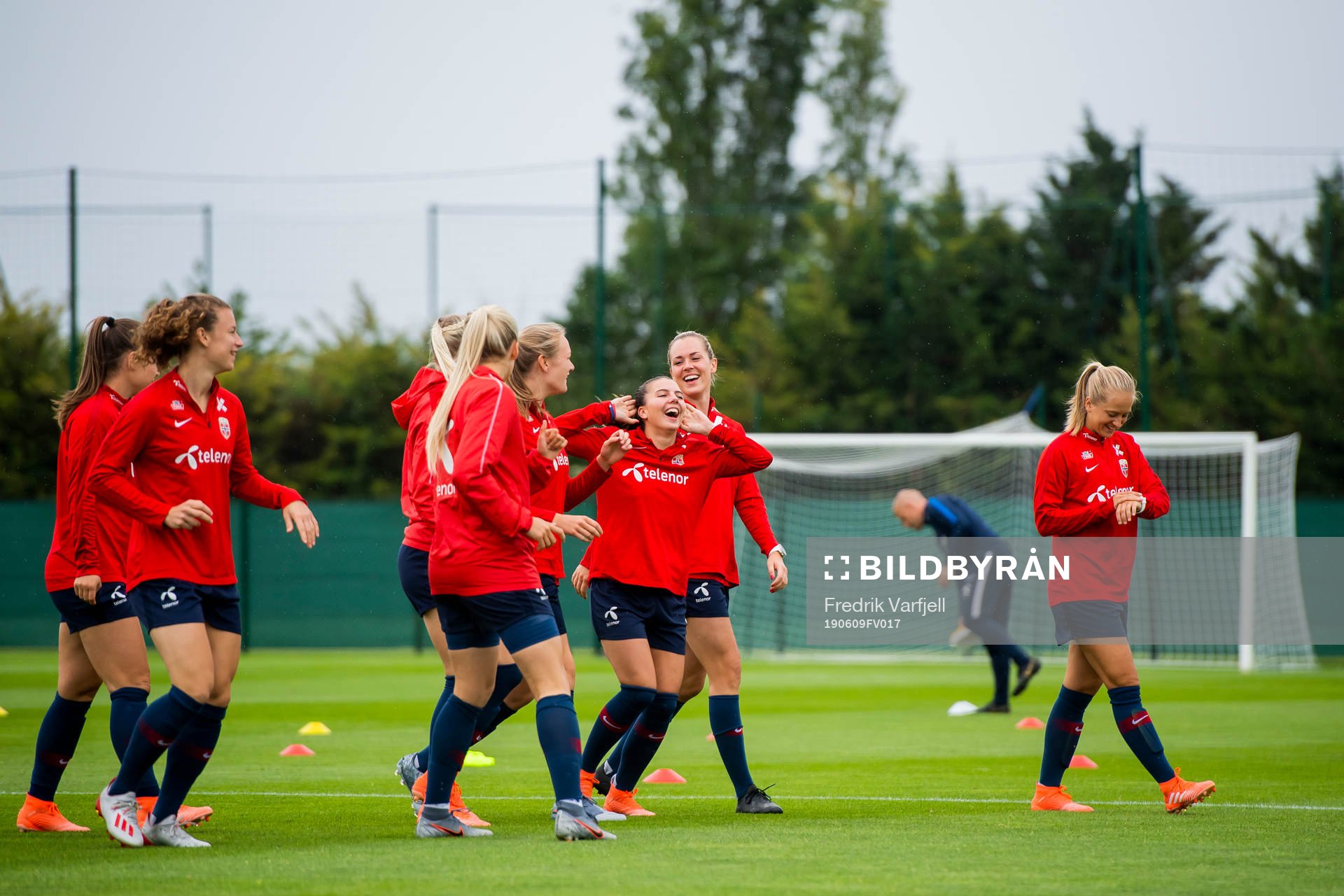 Emilie Bosshard Haavi, Synne Skinnes Hansen, Frida