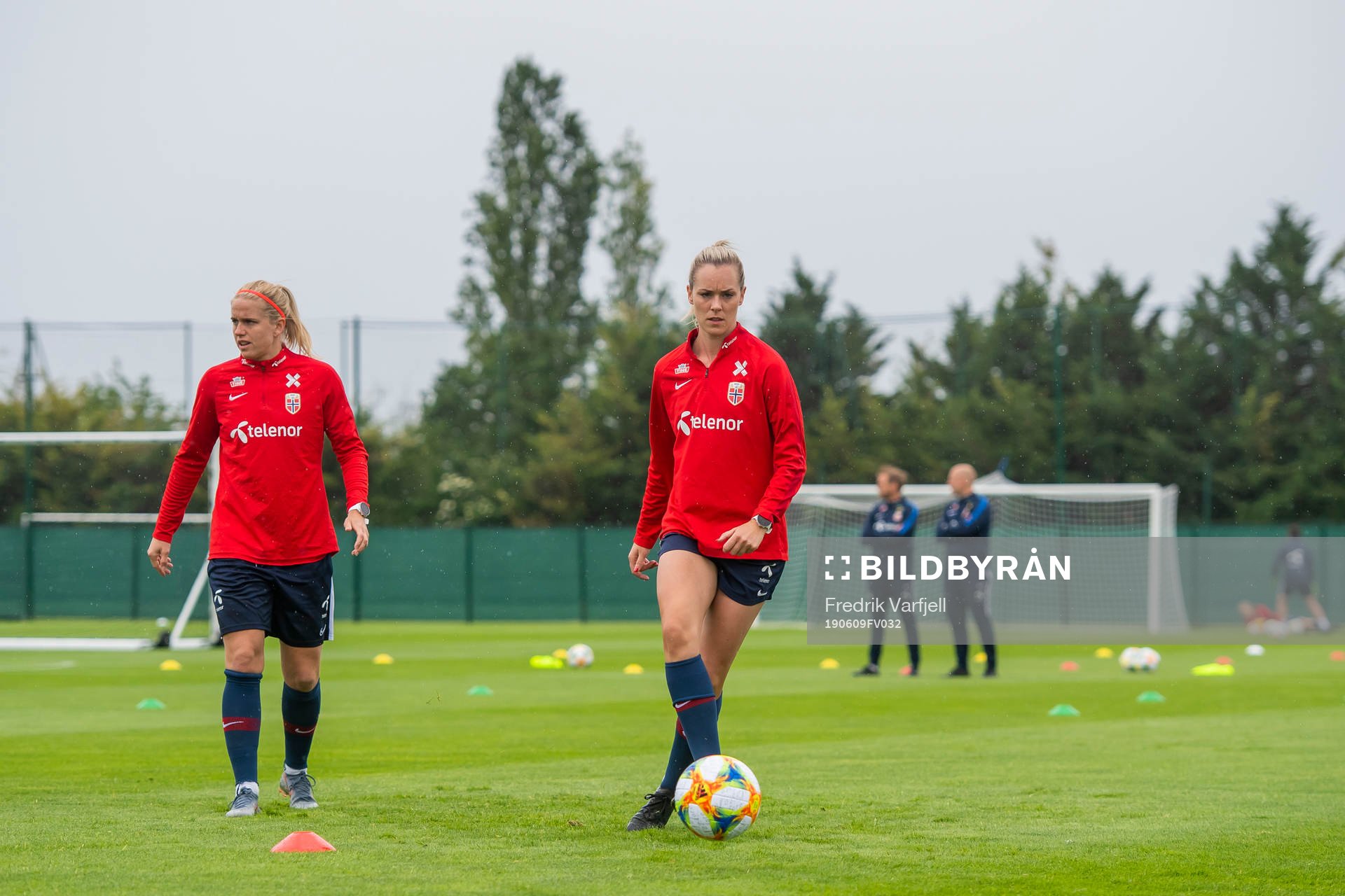 Elise Hove Thorsnes and Stine Hovland of Norway
