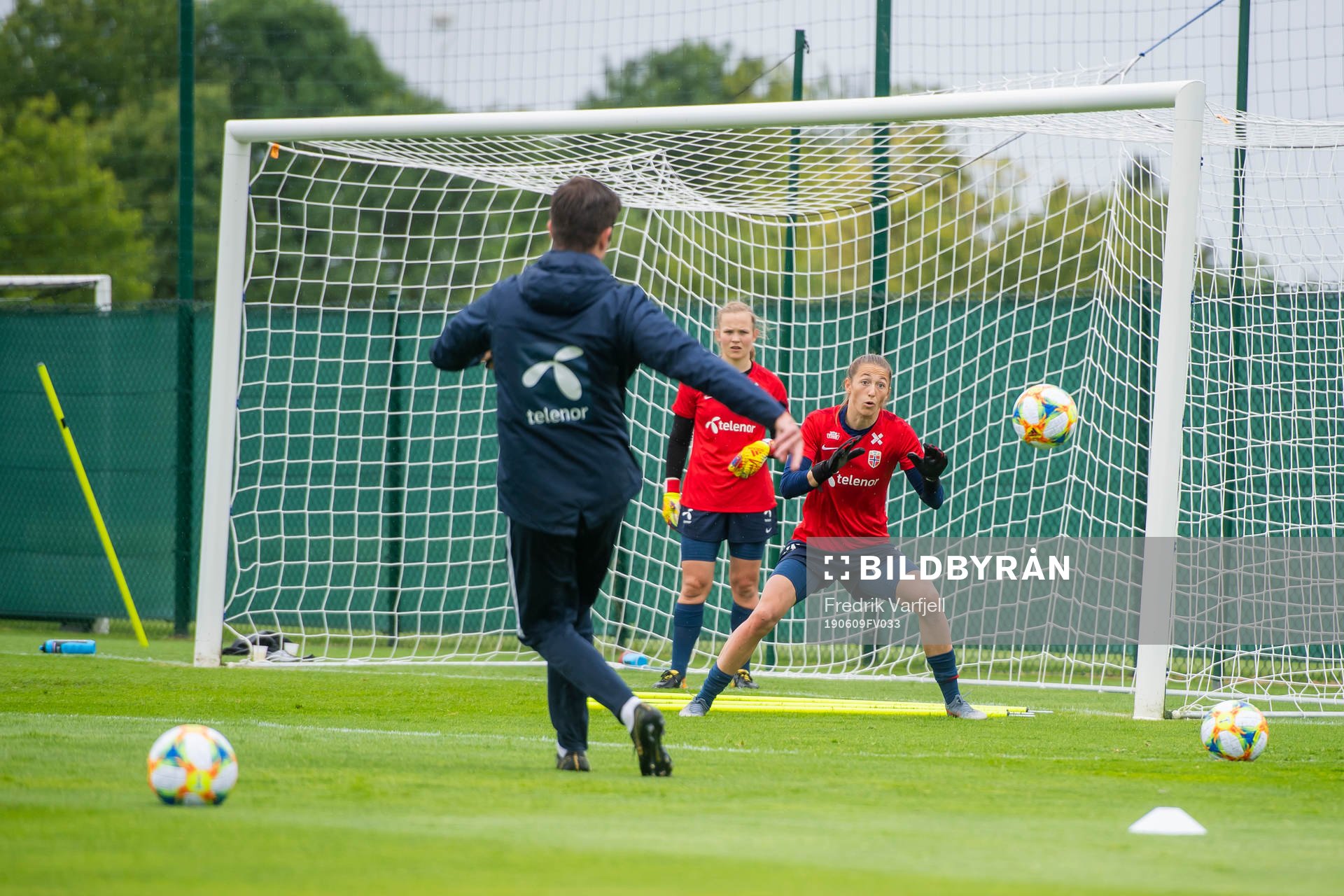 Terje Skeie, head of media of Norway, goalkeeper Oda Maria