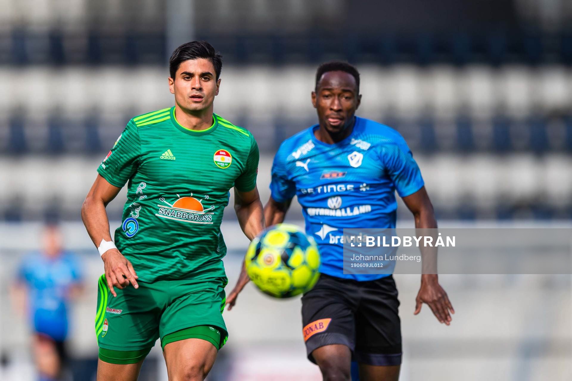 Dalkurds Dillan Ismail och Halmstads Sadat Karim