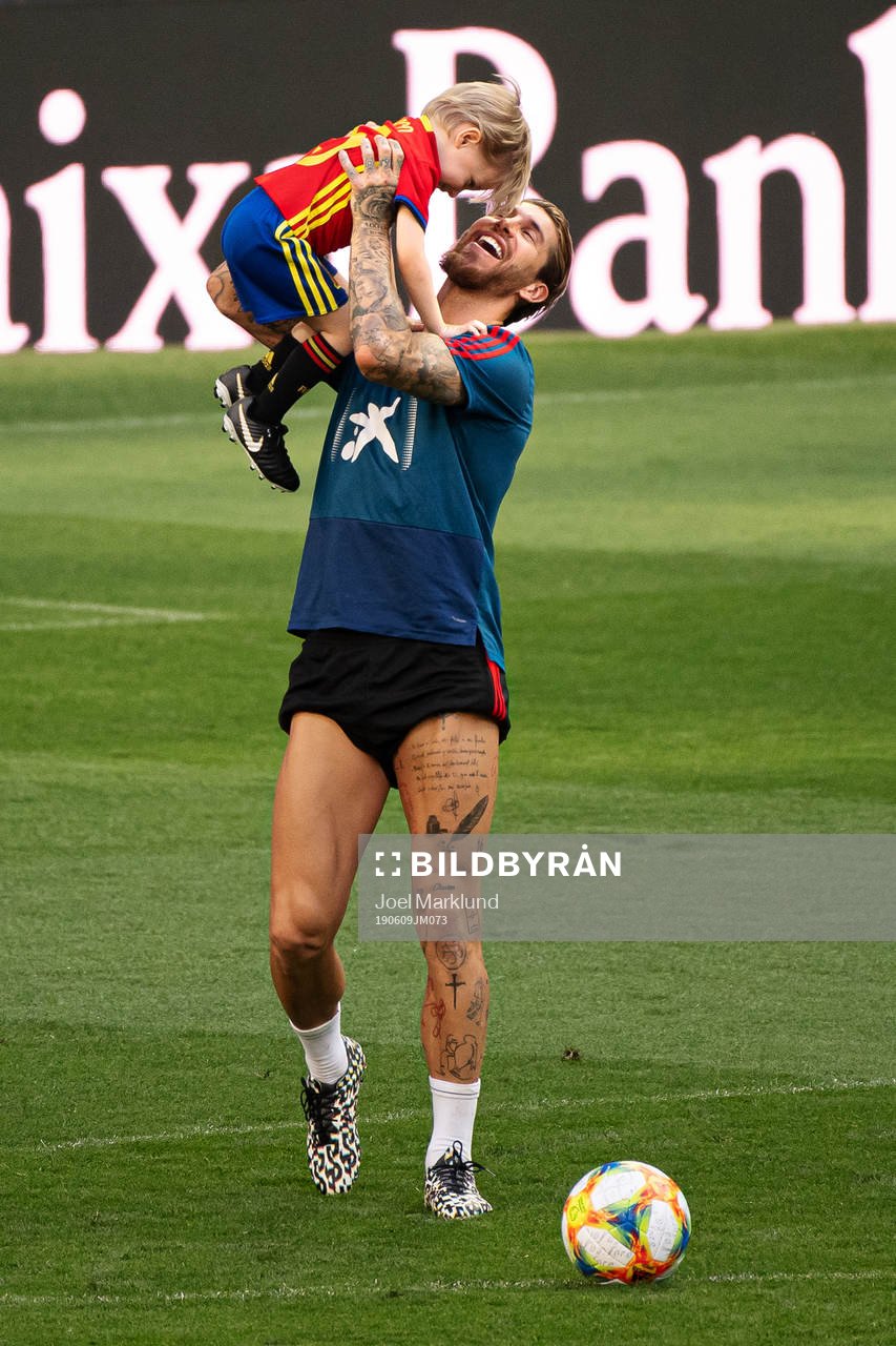 Sergio Ramos of the Spanish national football team with his