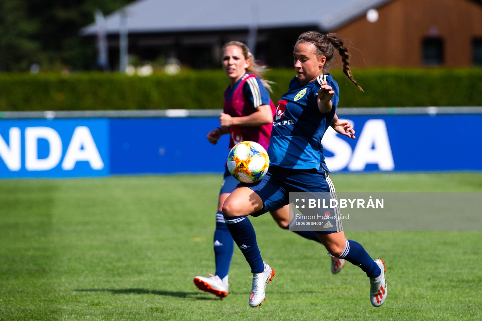 Elin Rubensson and Julia Zigiotti Olme of Swedish national
