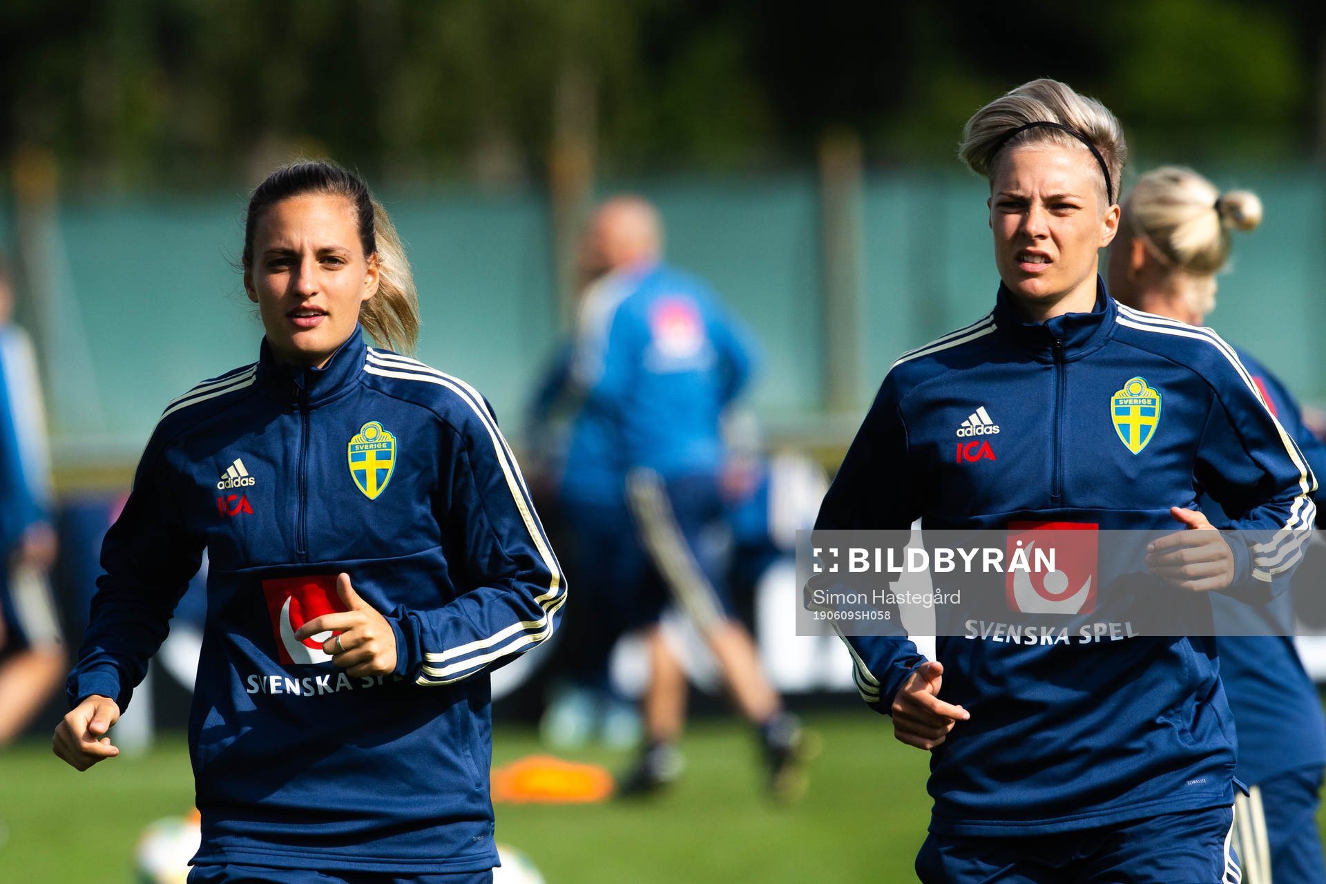 Nathalie Björn and Lina Hurtig of Swedish national women