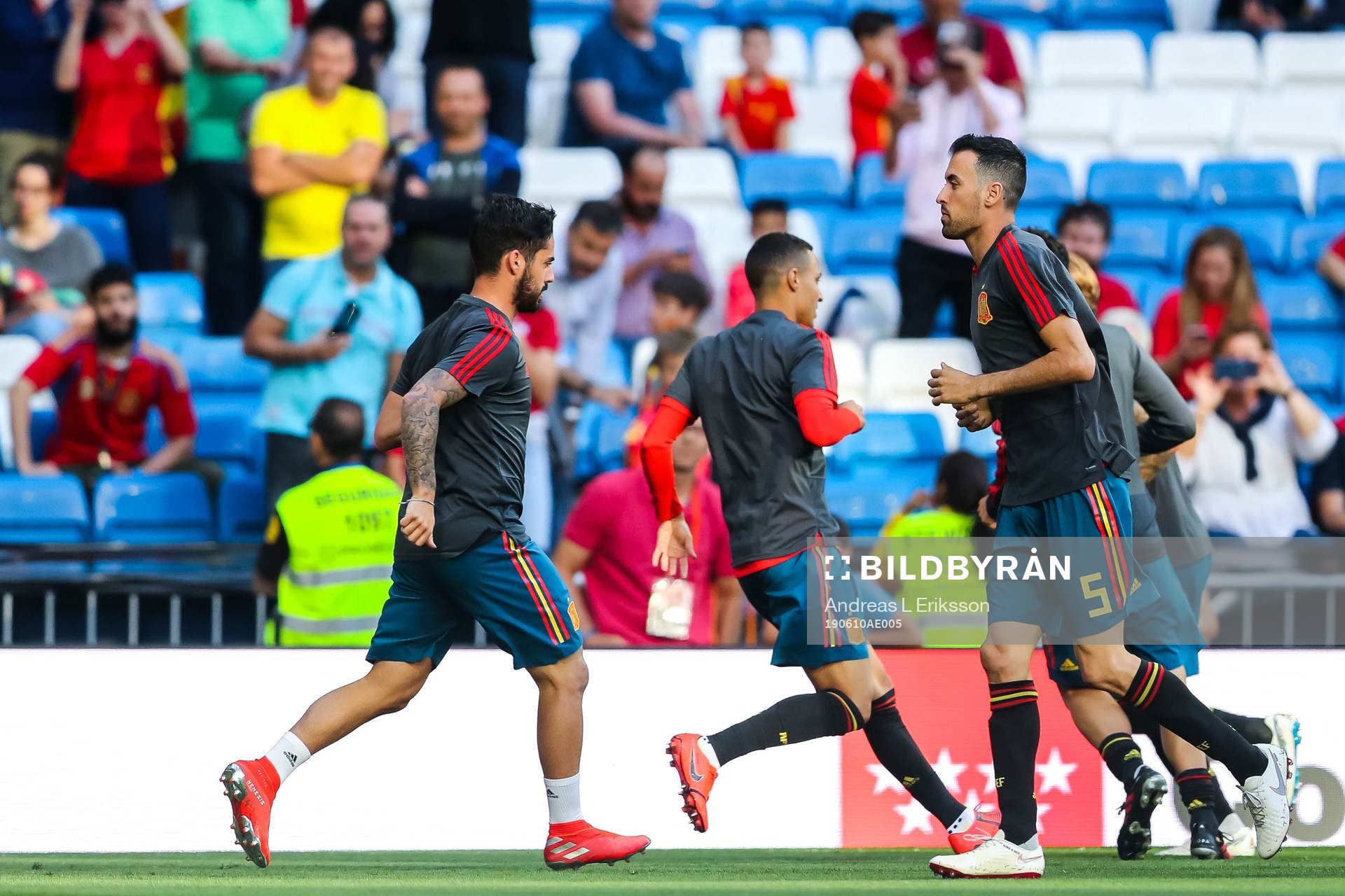 Jordi Alba and Sergio Busquets of Spain