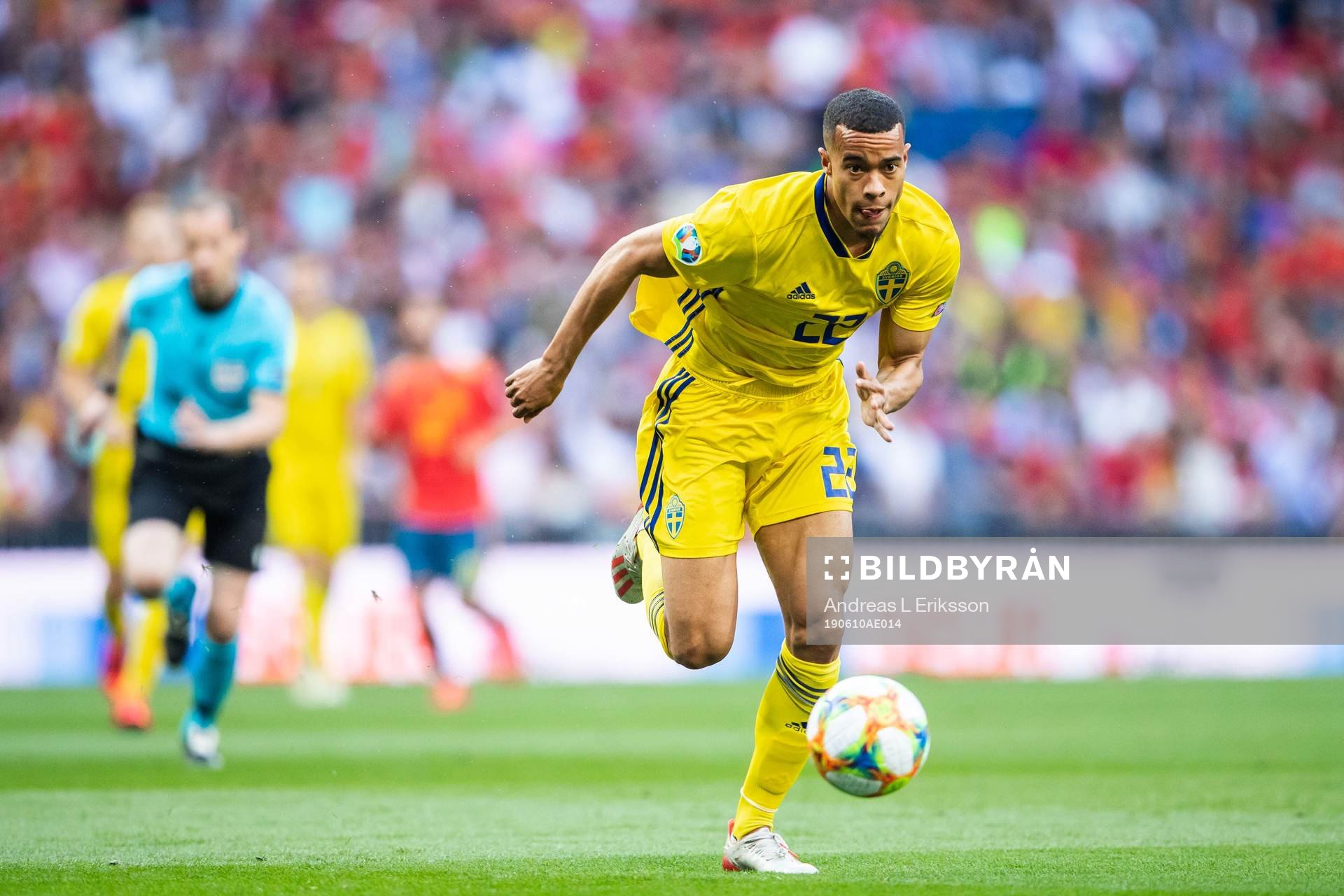 Robin Quaison of Sweden