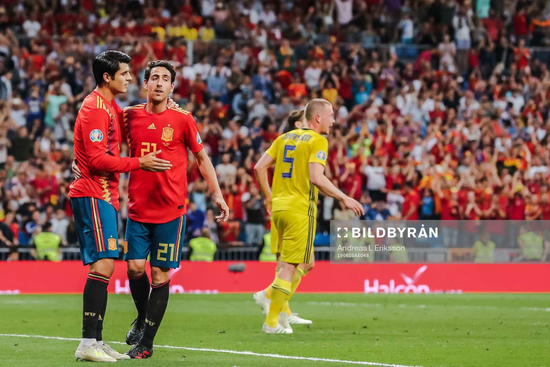Alvaro Morata and Daniel Parejo of Spain celebrate