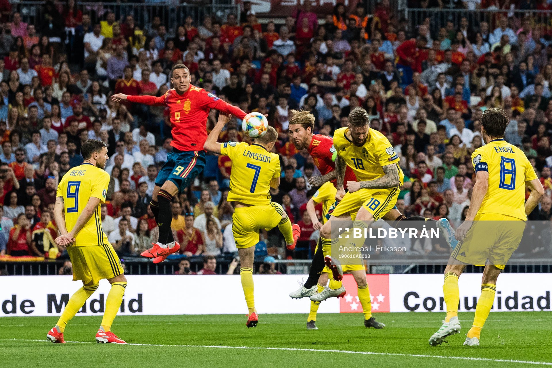 Marcus Berg, Sebastian Larsson and Pontus Jansson competes