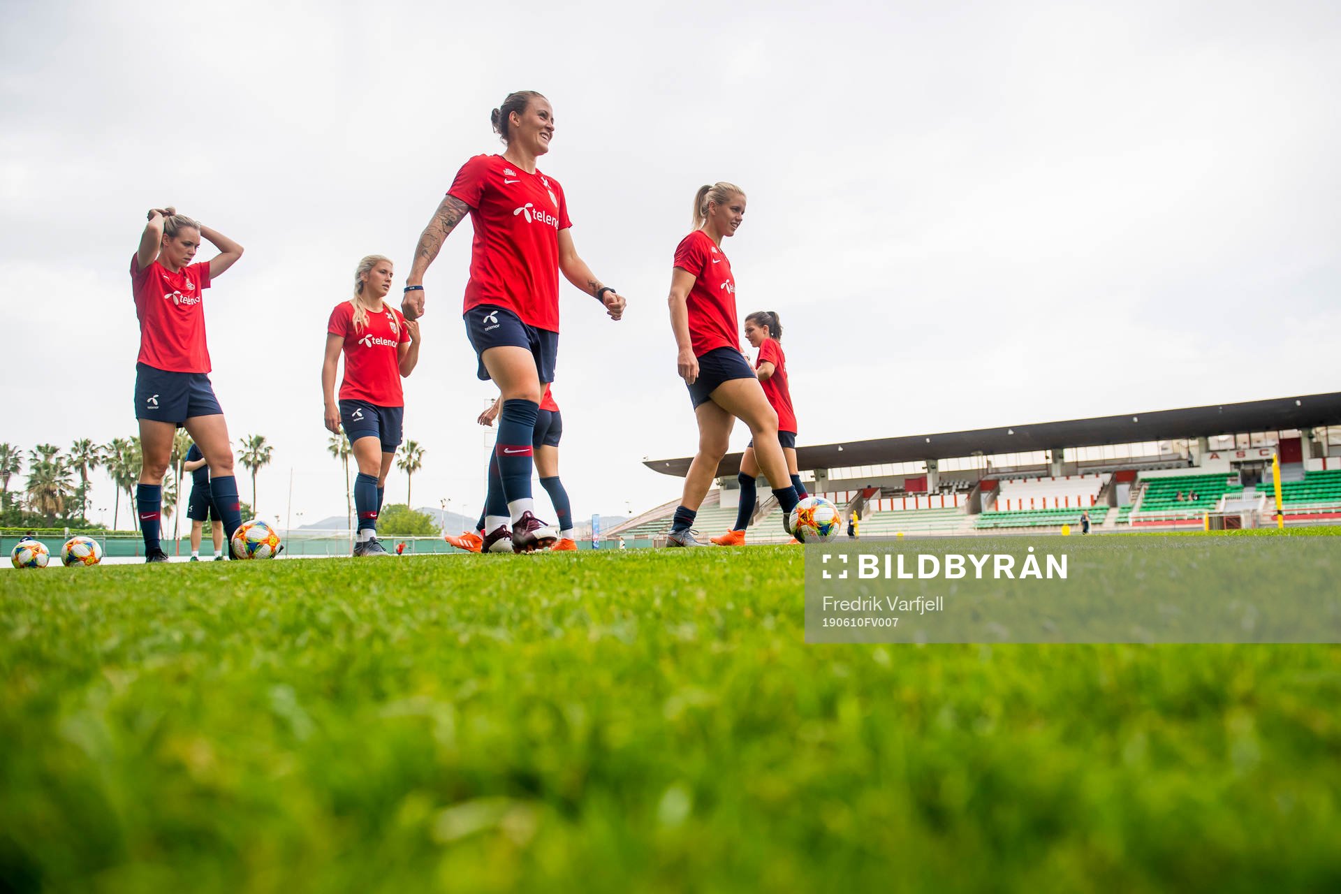 Stine Hovland, Emilie Nautnes, Isabell Lehn Herlovsen and
