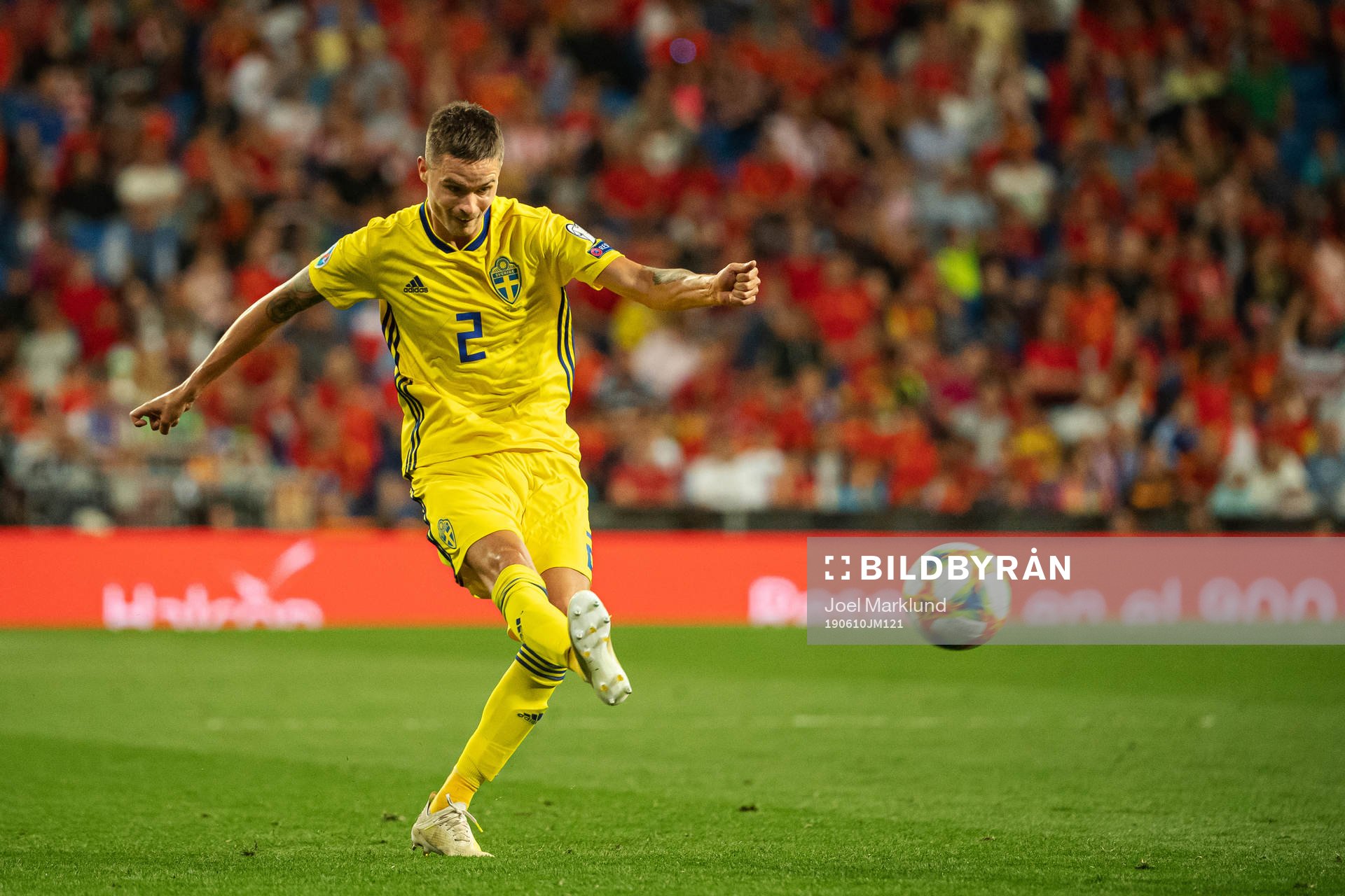 Mikael Lustig of Sweden