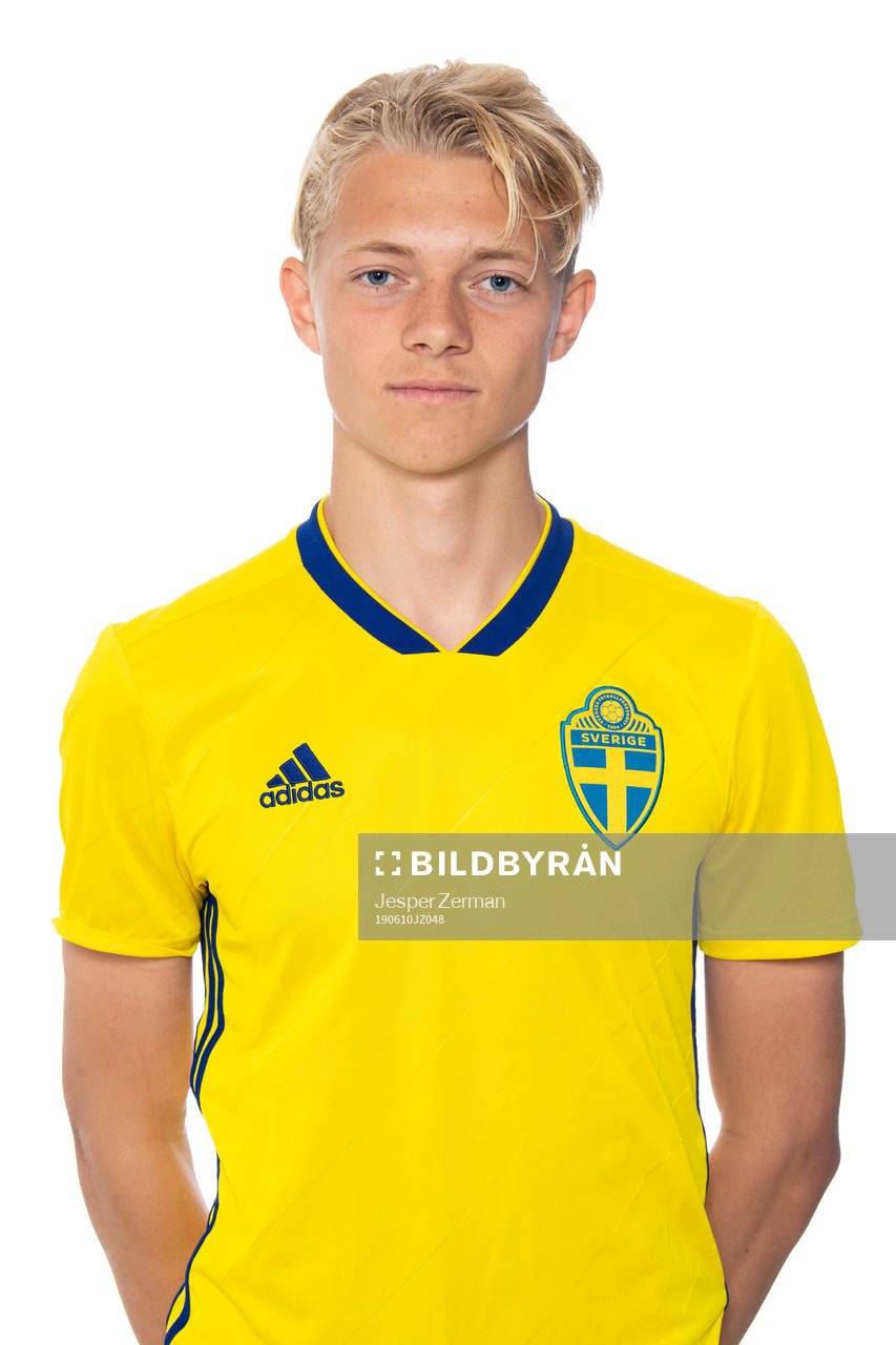 Elvis Lindkvist i P17-landslaget