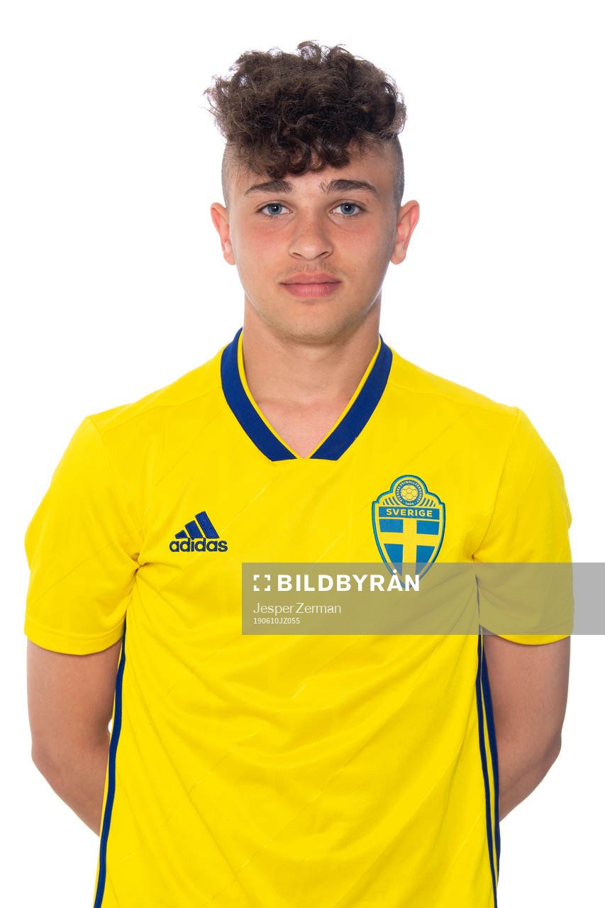Moustafa Benshi i P17-landslaget