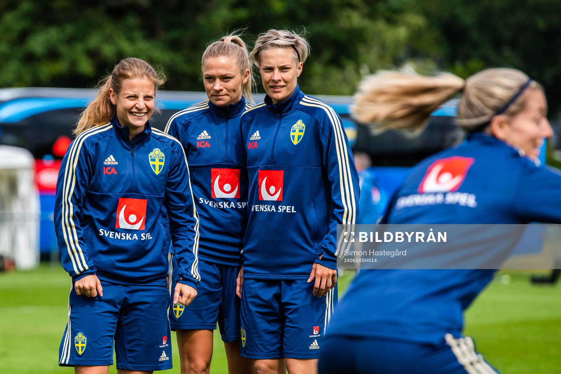 Anna Anvegård , Fridolina Rolfö and Lina Hurtig of