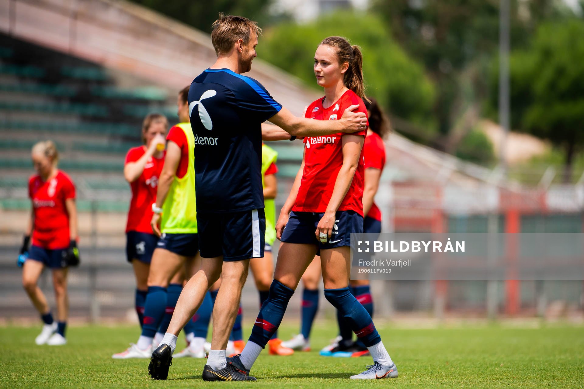 Martin Sjögren, head coach of Norway, and Caroline Graham