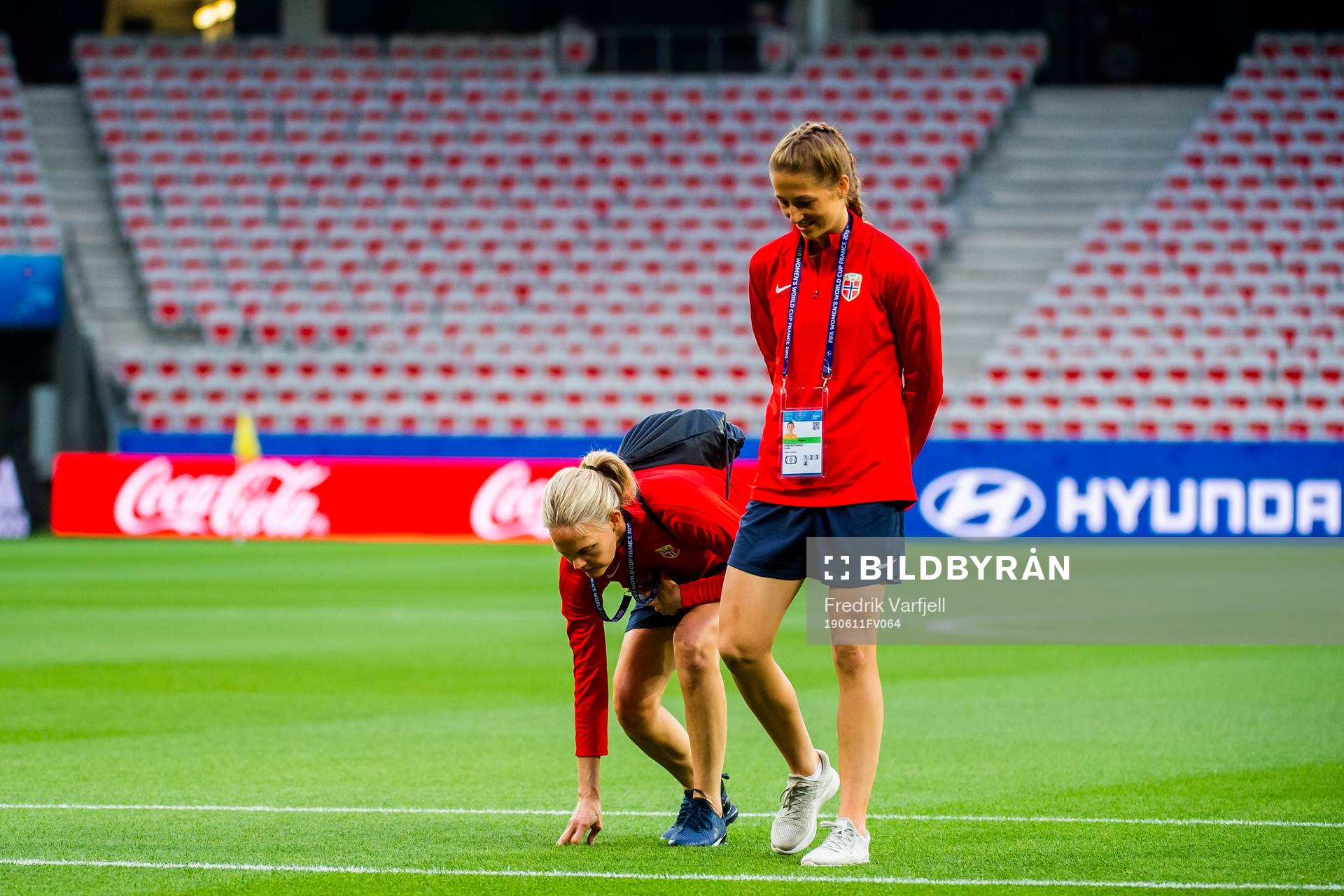 Goalkeeper Ingrid Hjelmseth and goalkeeper Cecilie